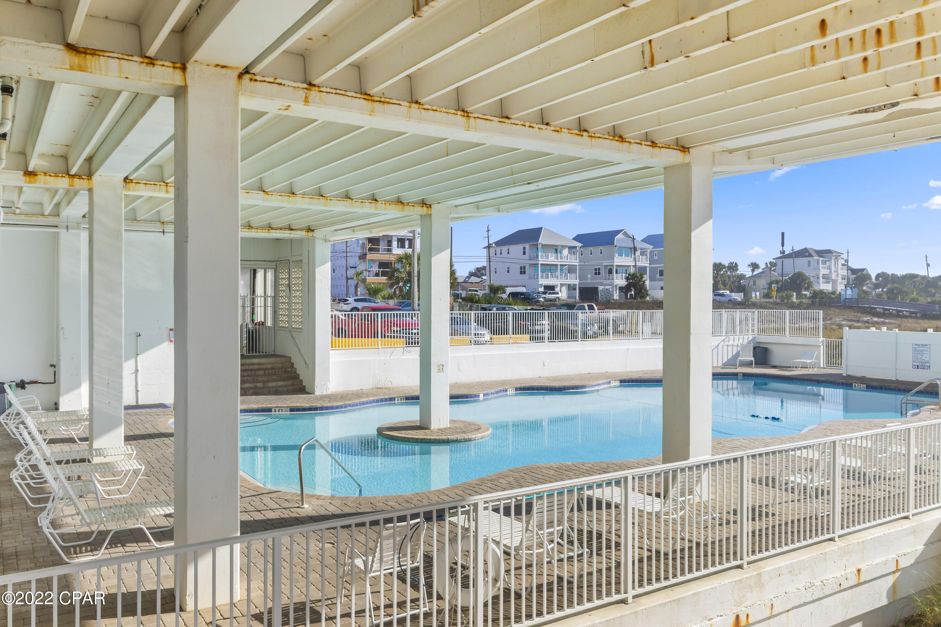 Fontainebleau Terrace - Residential