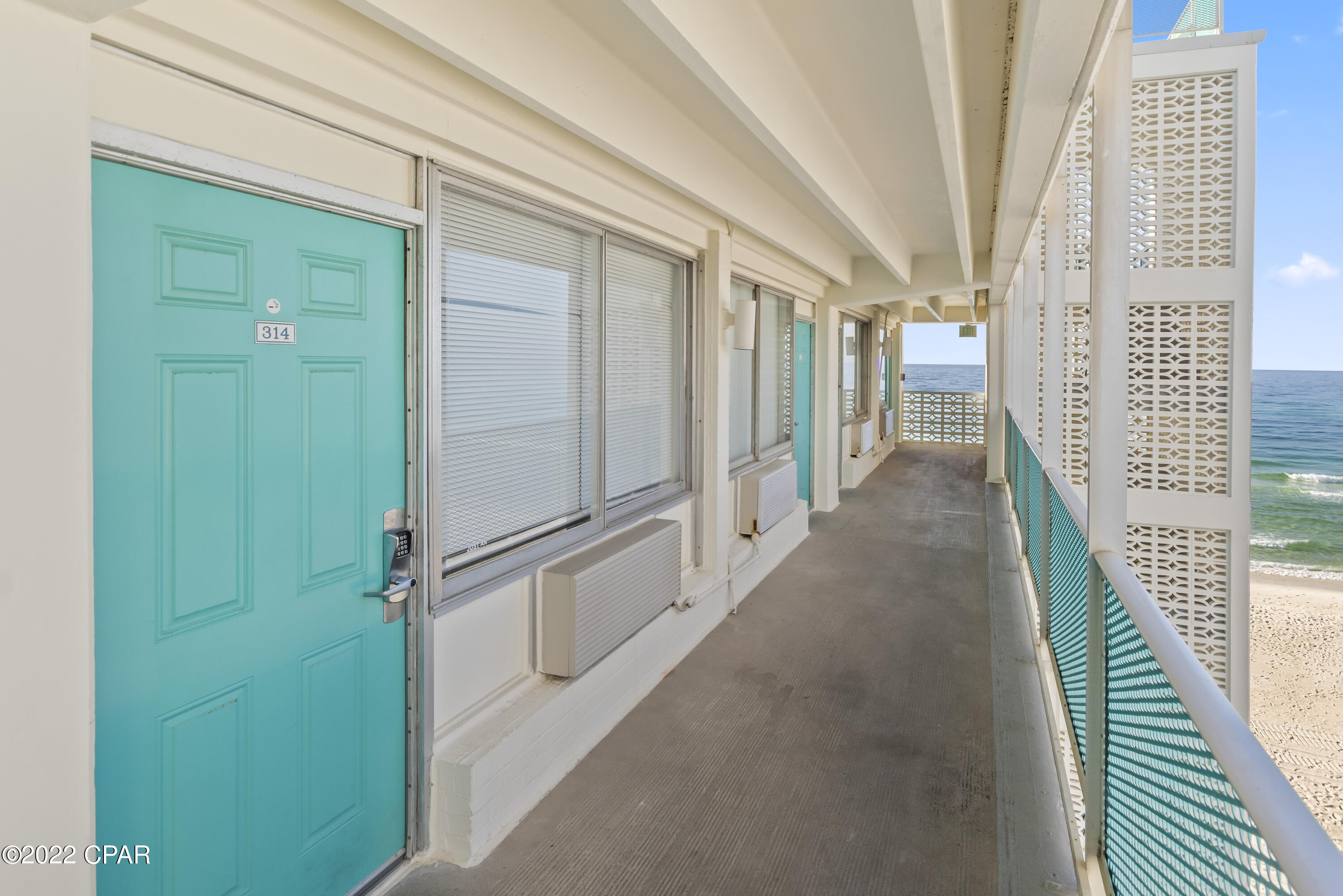 Fontainebleau Terrace - Residential