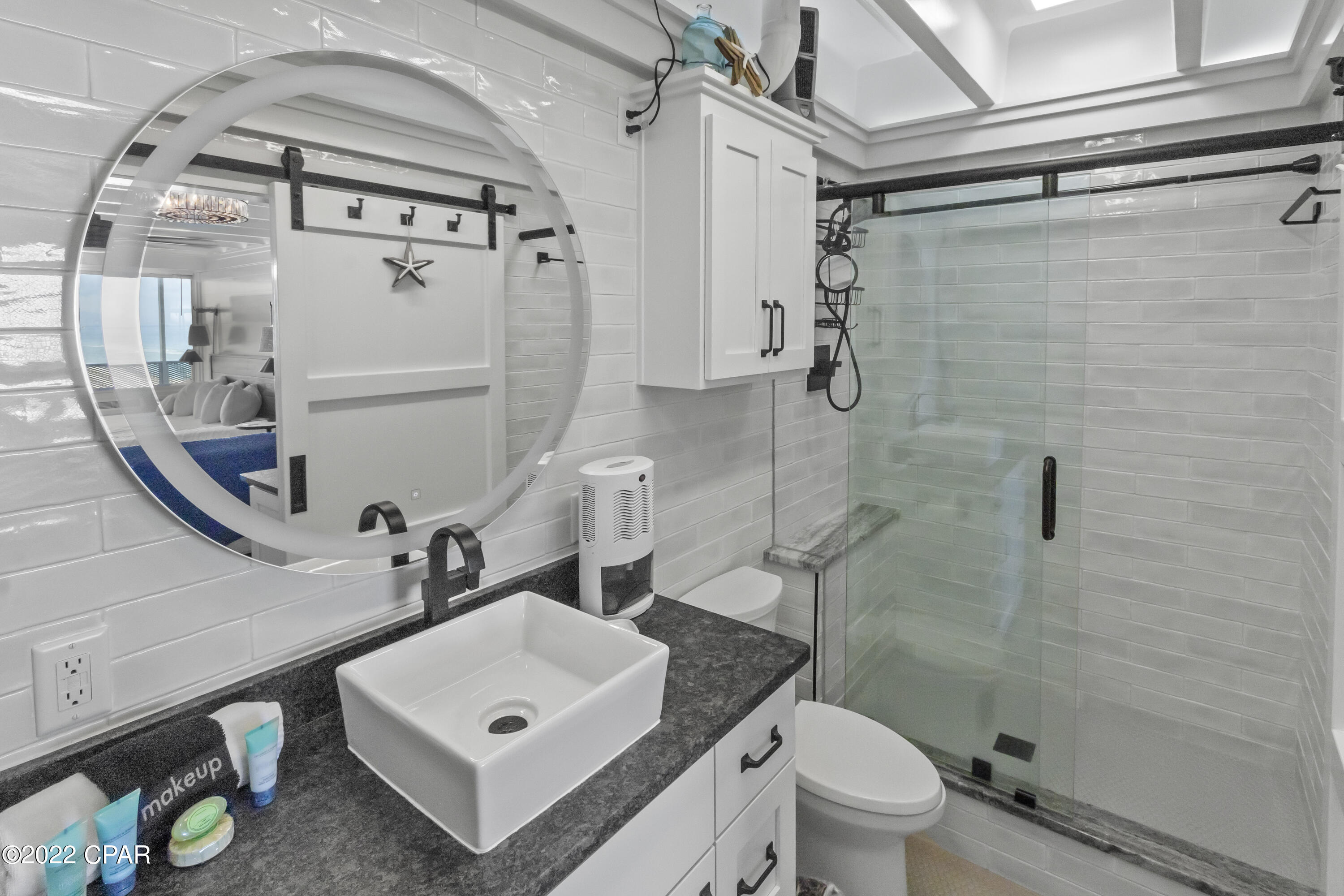 Fontainebleau Terrace - Residential