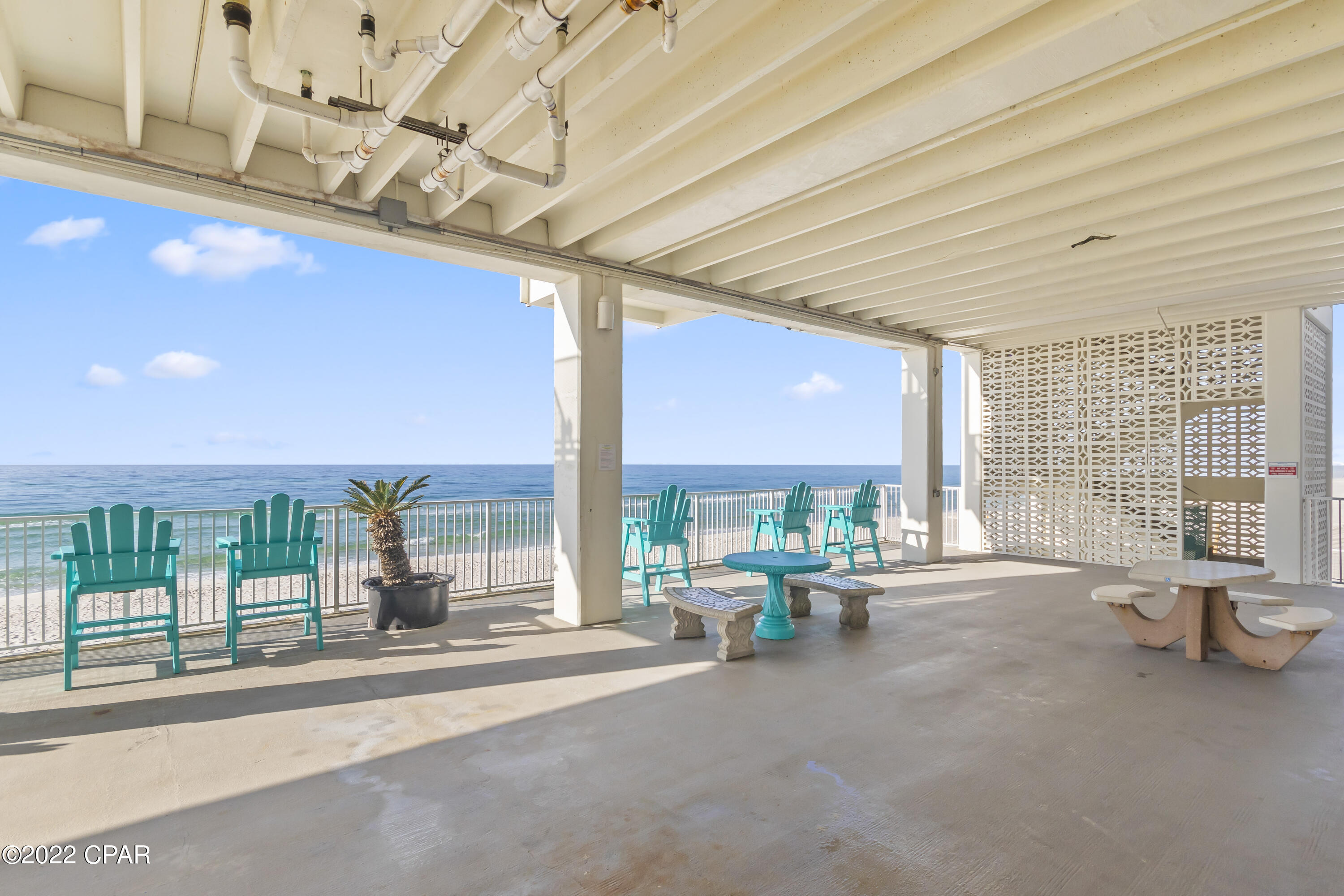 Fontainebleau Terrace - Residential