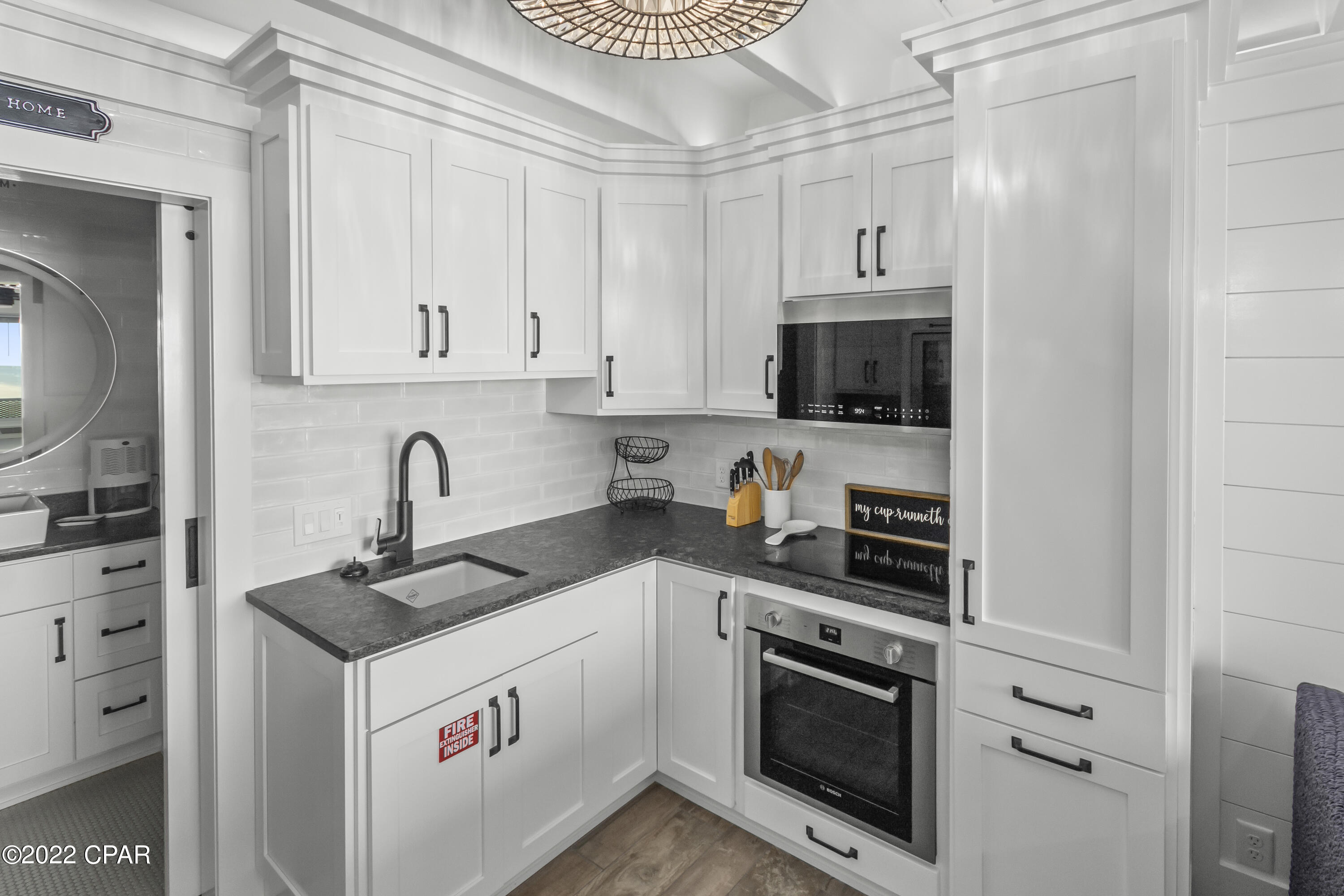 Fontainebleau Terrace - Residential