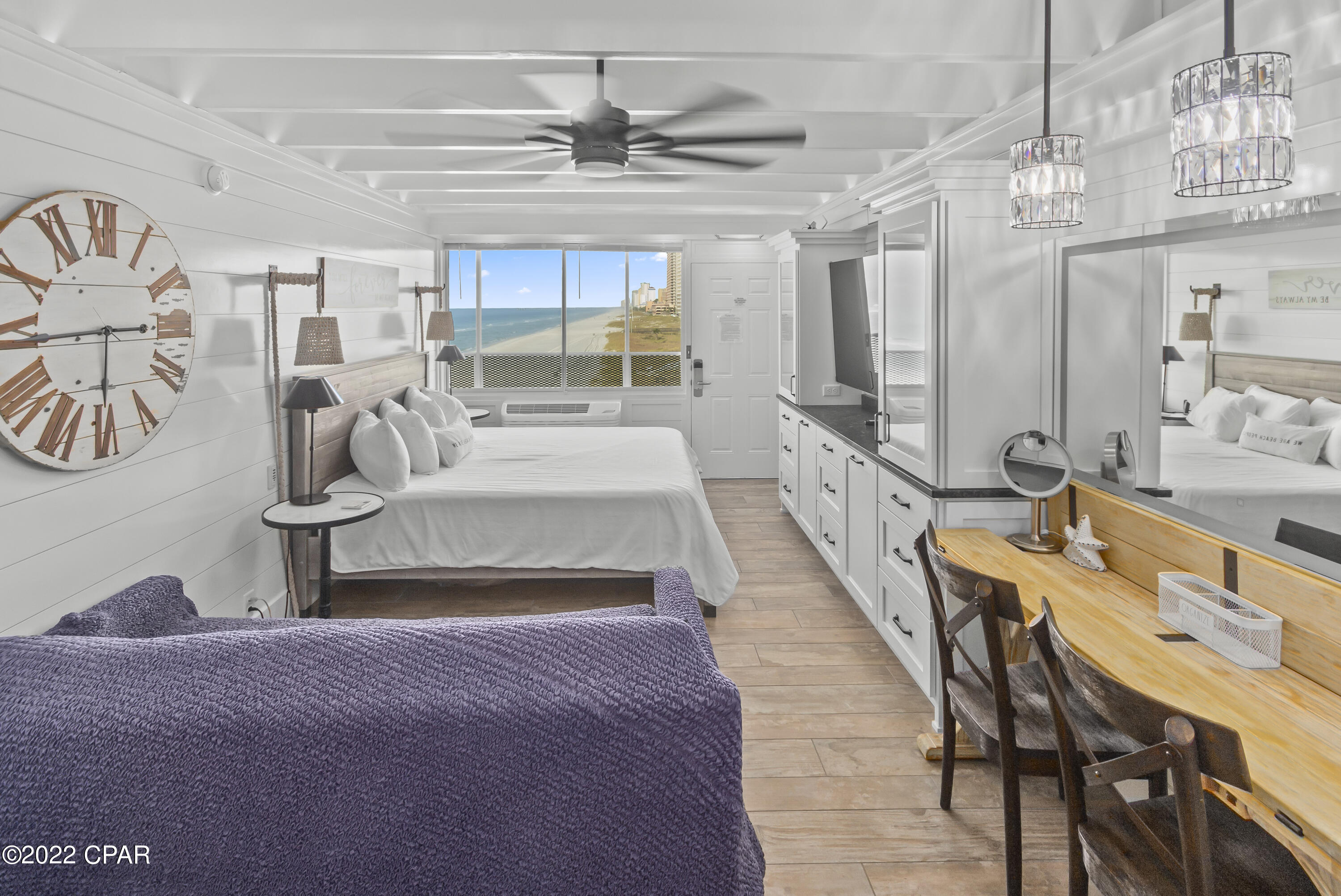 Fontainebleau Terrace - Residential