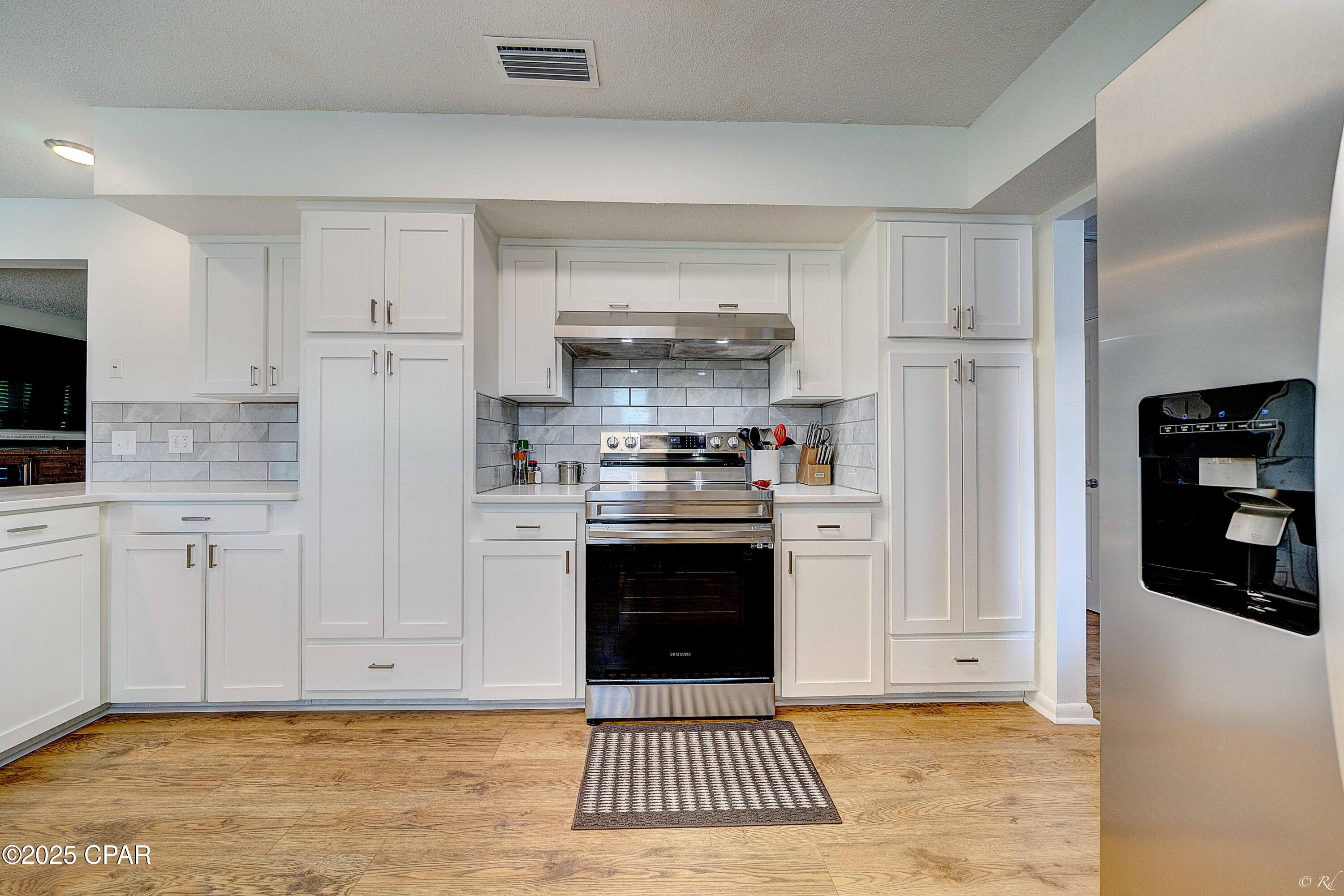 [No Recorded Subdiv] - Residential Lease