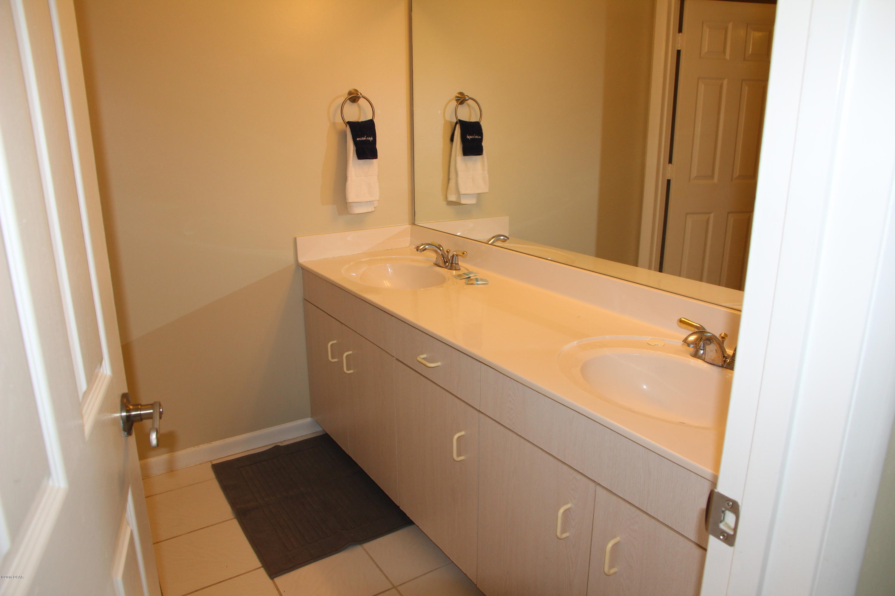 Long Beach Towers I - Residential