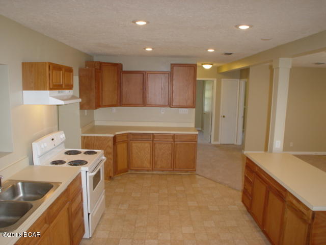 Hentz 1st Add Unit A - Residential Lease