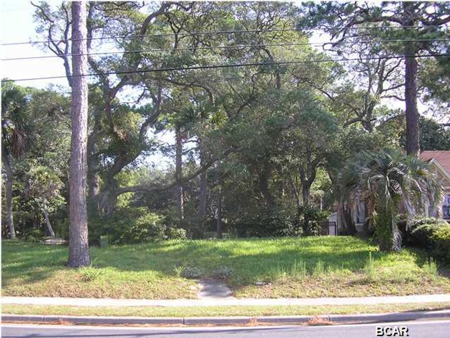 Estate Sized Single Family Waterfront Home Site on St. Andrew Bay. This location offers the best of Panama City Living. Close to downtown Panama City and all Medical and Legal Facilities. This is the location for your new residence!!