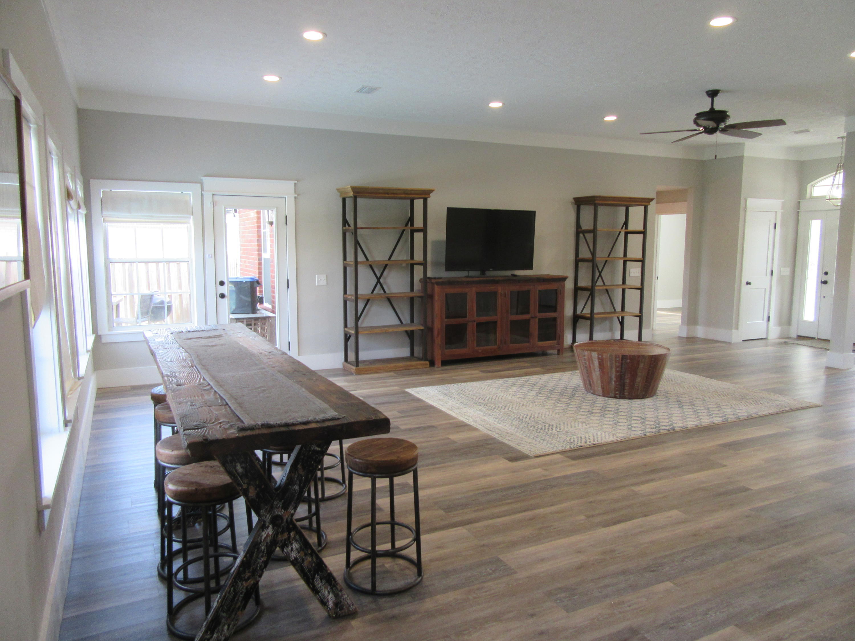 [No Recorded Subdiv] - Residential Lease