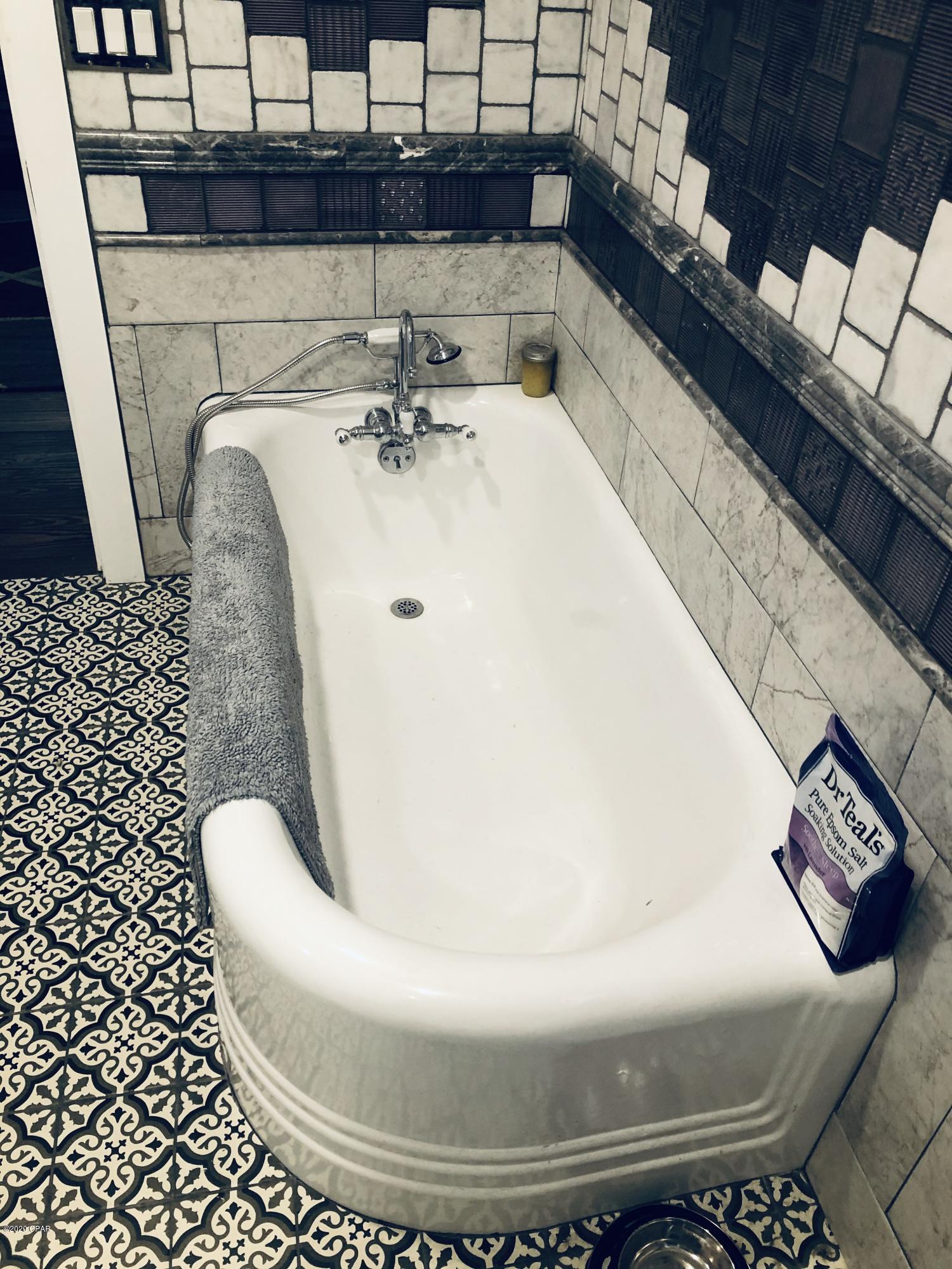 Hl Sudduth 1st Add - Residential