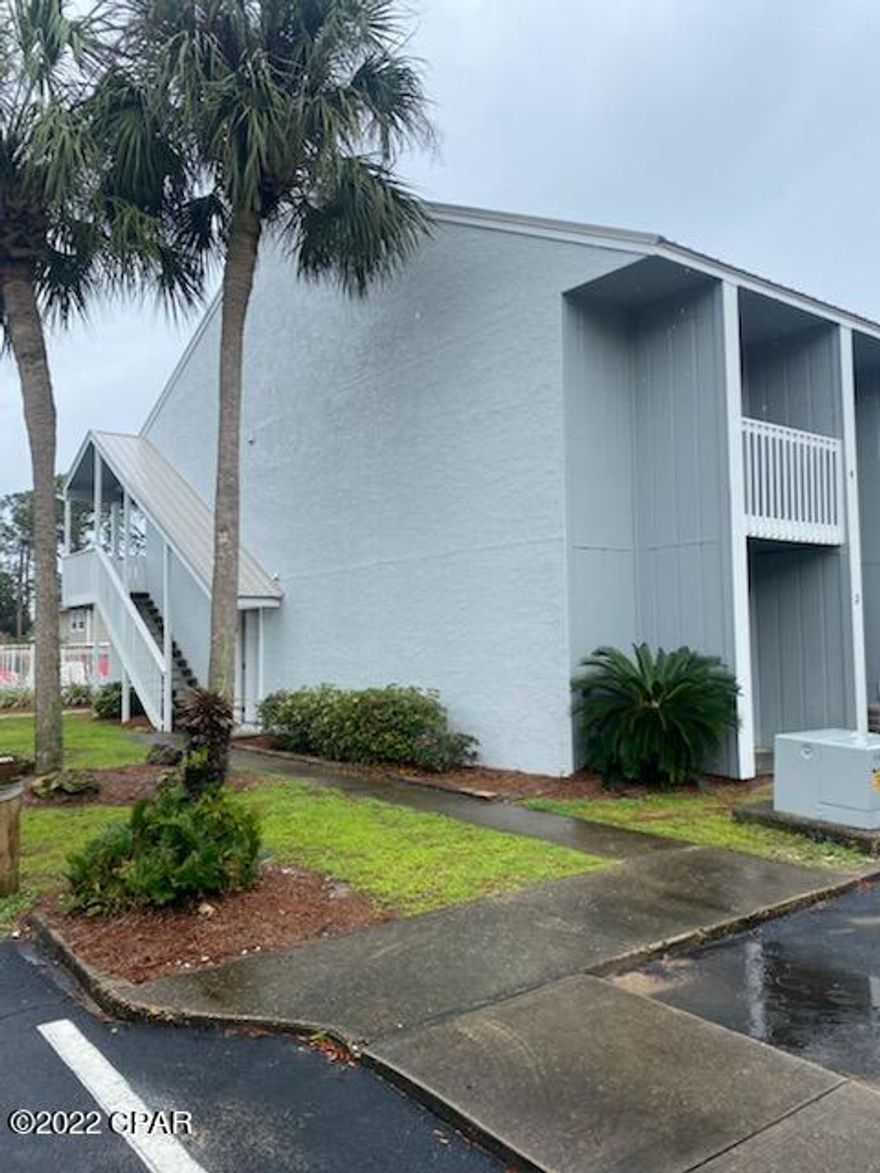 Great 1/1 condo off North Lagoon