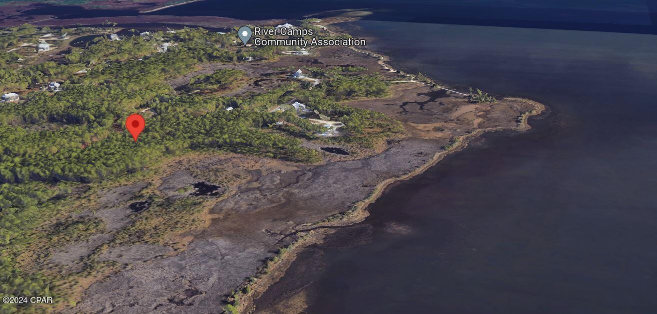 Rivercamps On Crooked Creek - Land