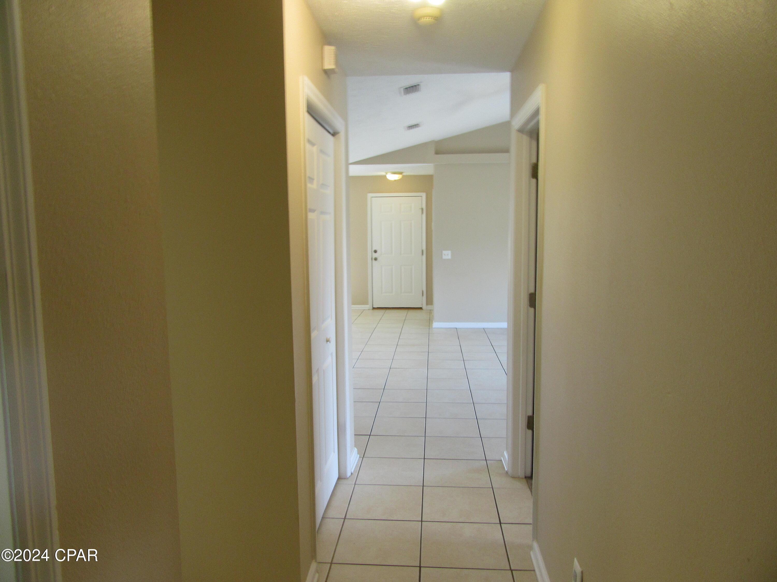 [No Recorded Subdiv] - Residential Lease