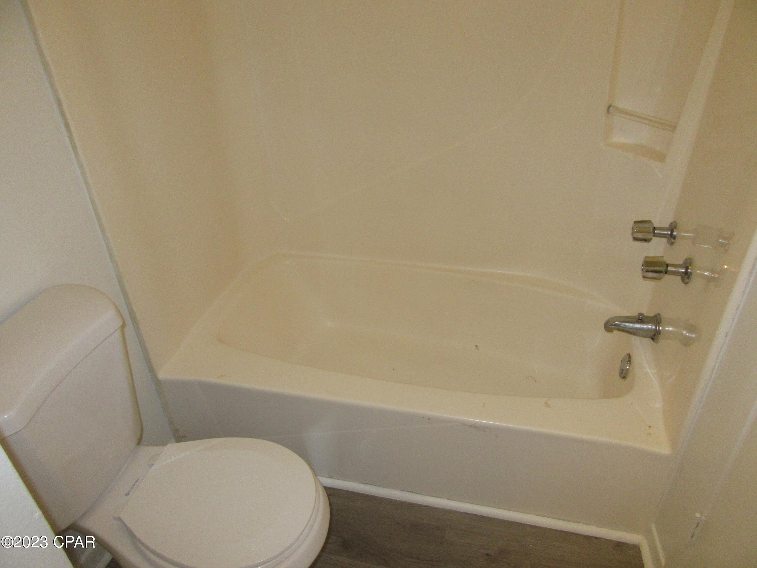 [No Recorded Subdiv] - Residential Lease