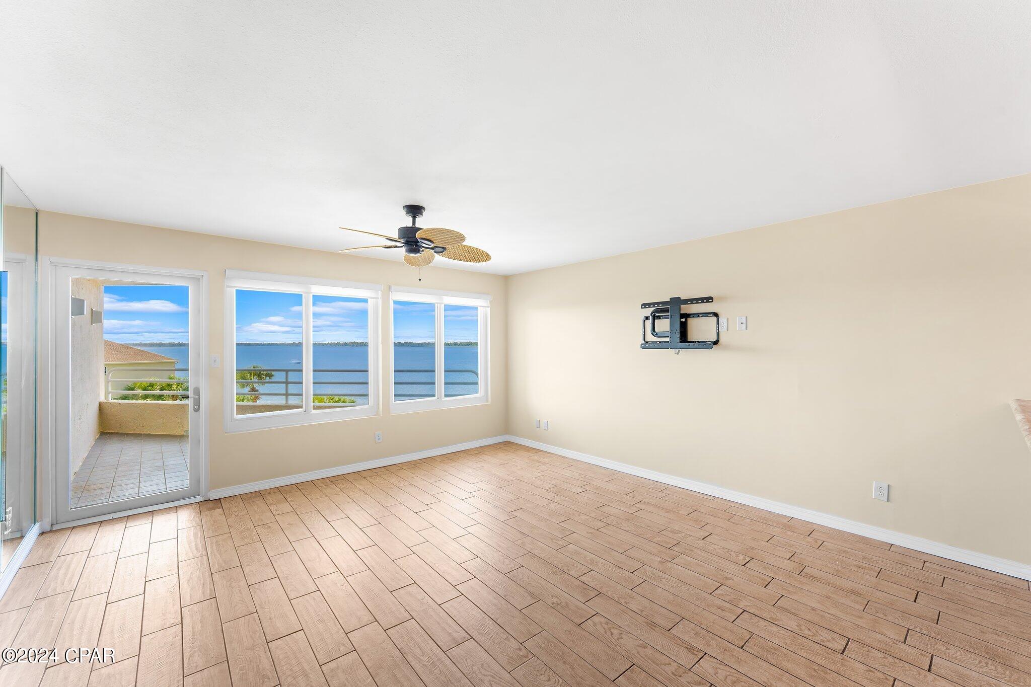 Cove Harbor - Residential