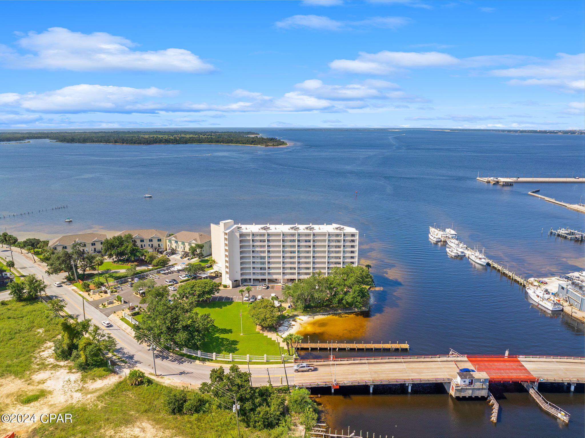 Cove Harbor - Residential