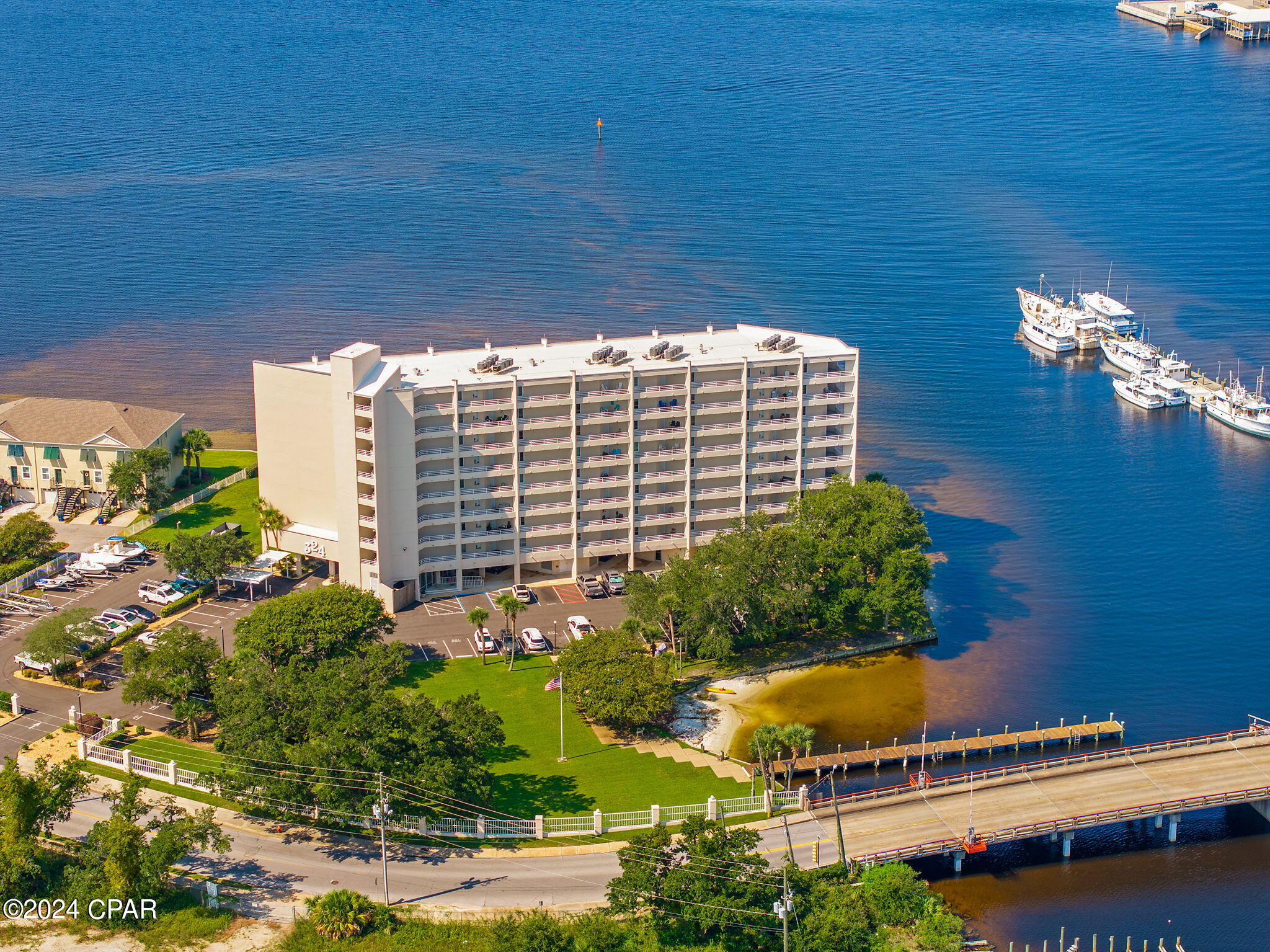 Cove Harbor - Residential