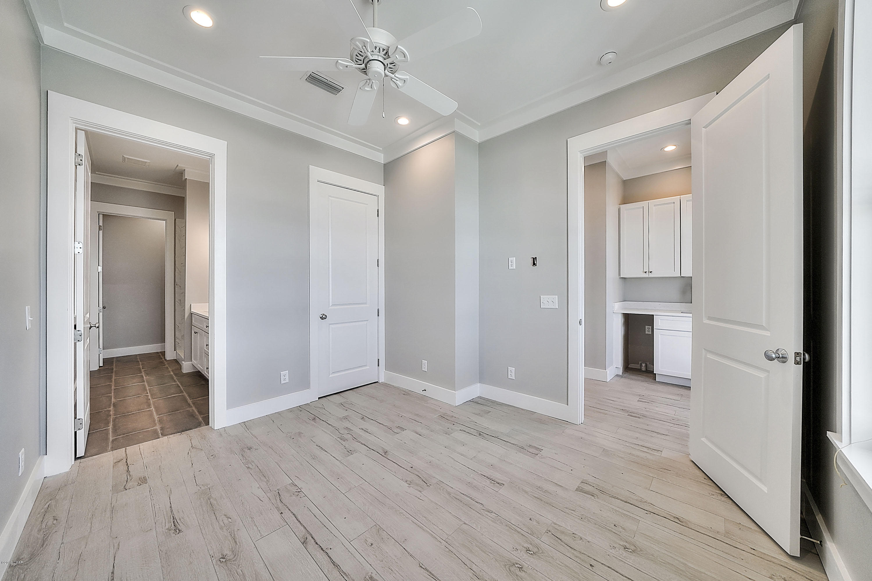 Laguna Beach Villas - Residential