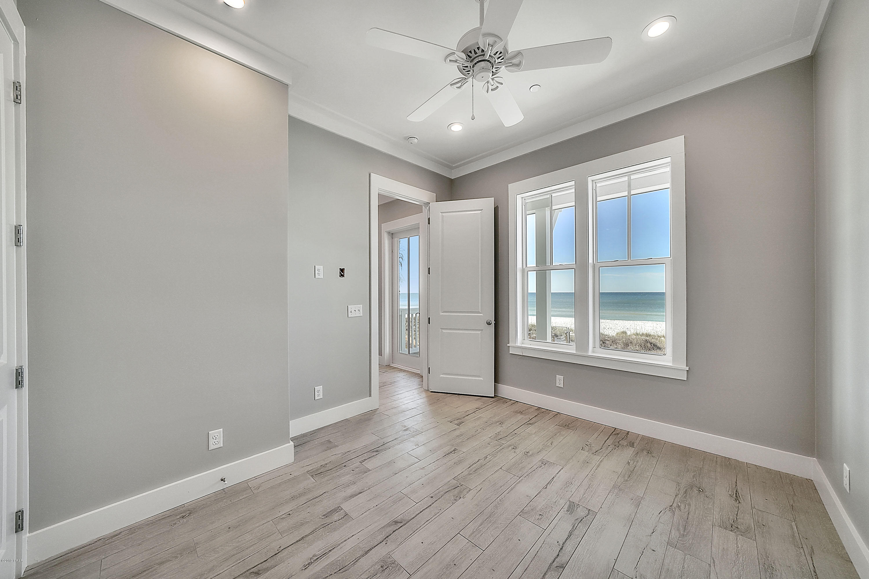 Laguna Beach Villas - Residential