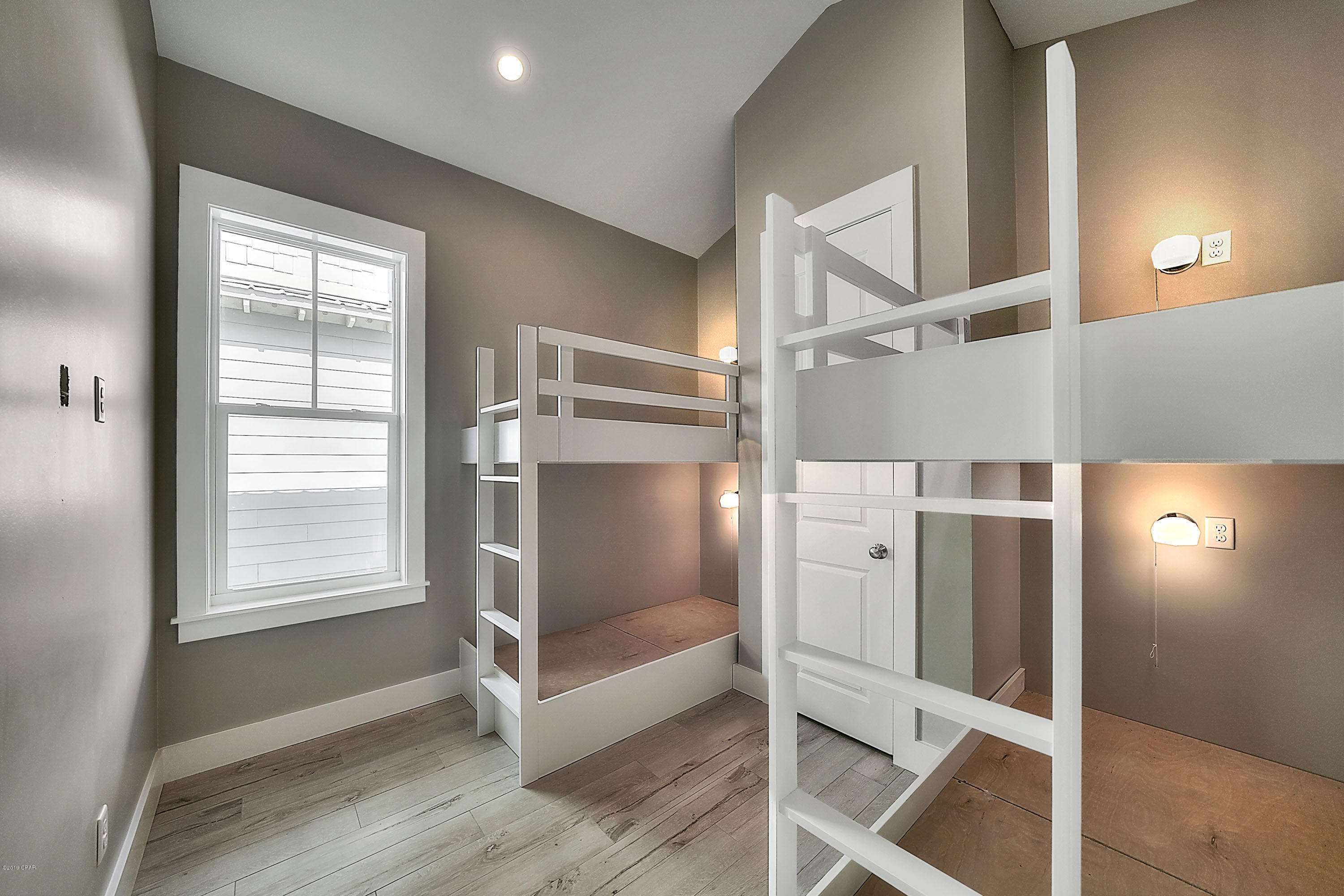 Laguna Beach Villas - Residential