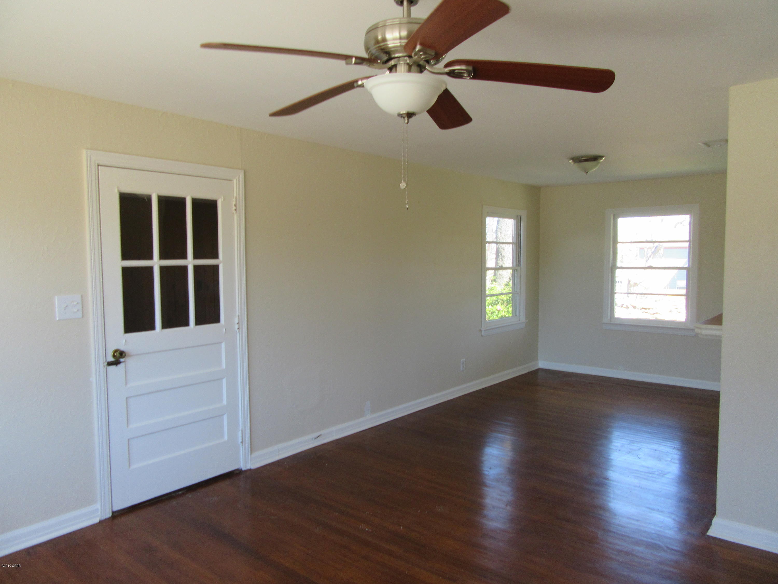 [No Recorded Subdiv] - Residential Lease