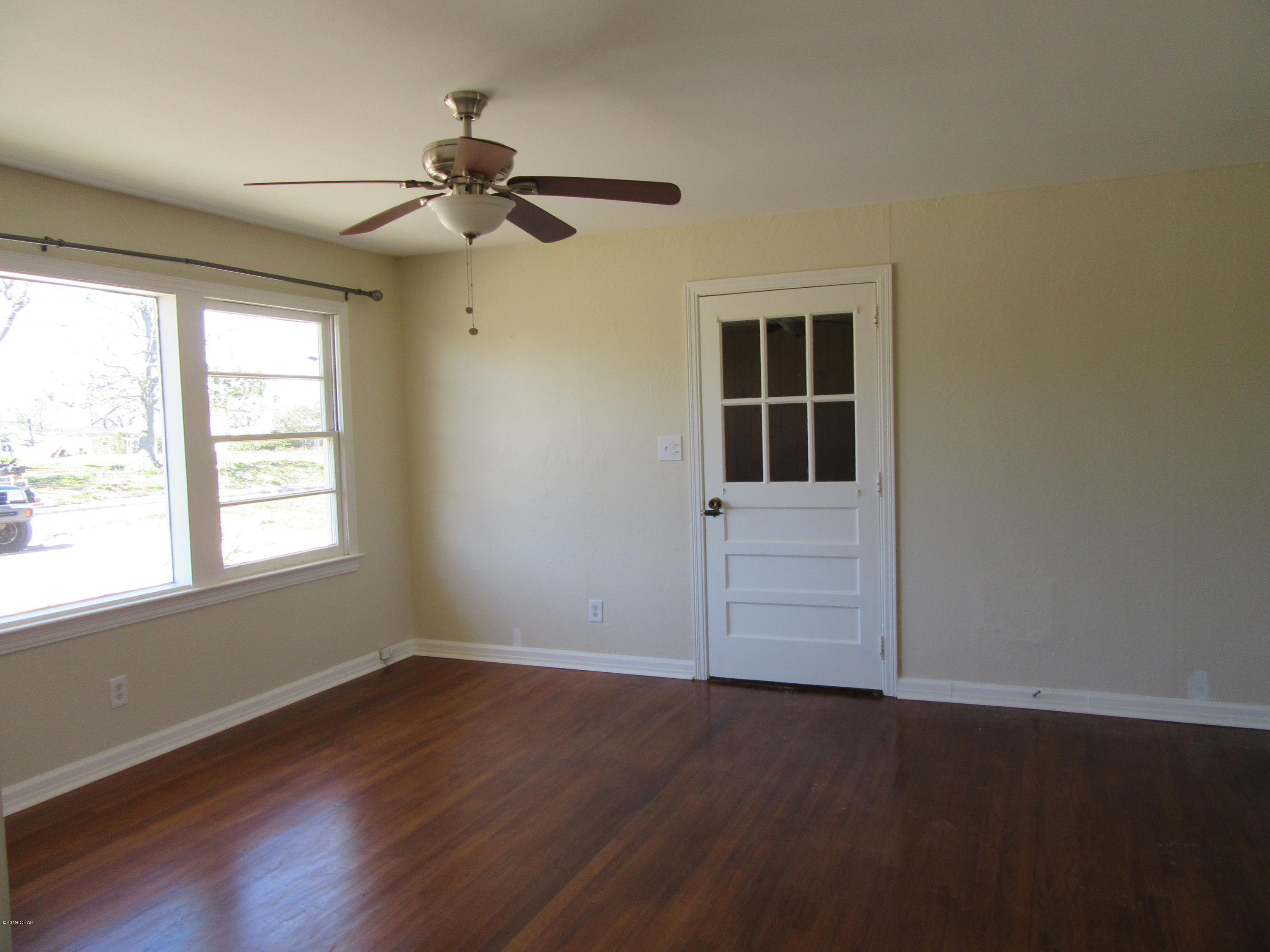 [No Recorded Subdiv] - Residential Lease