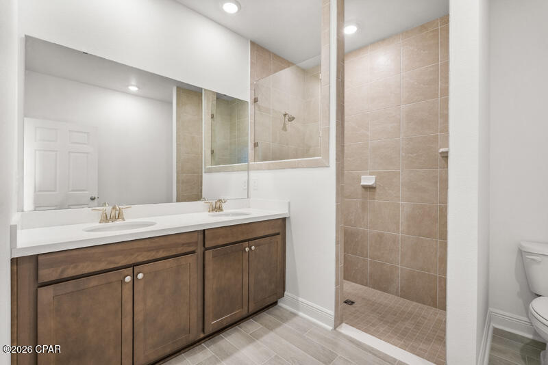 Lake Merial - Residential