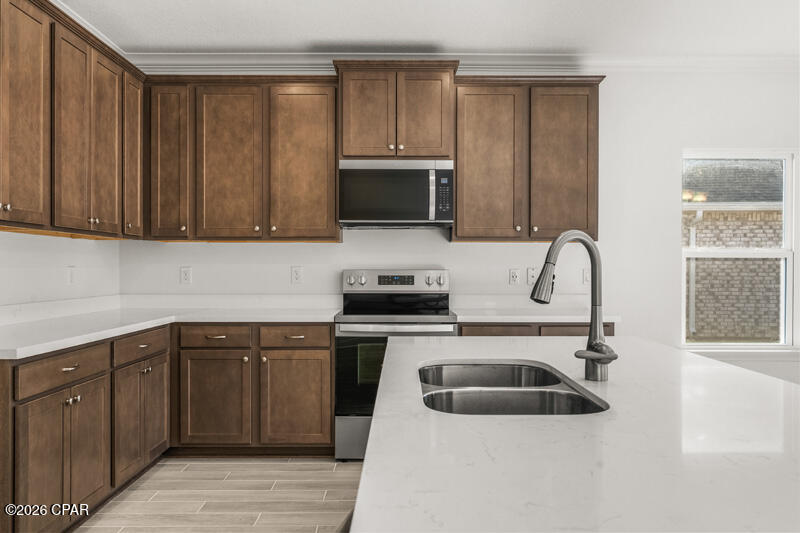 Lake Merial - Residential