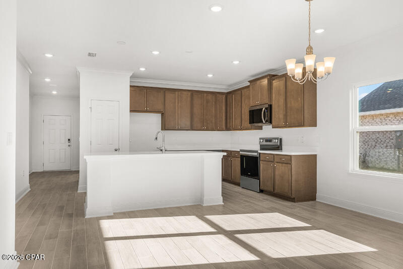 Lake Merial - Residential