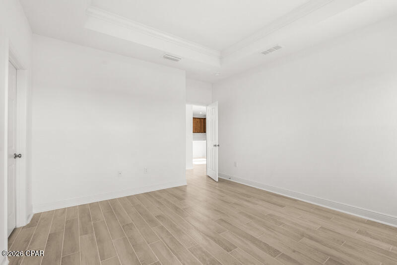 Lake Merial - Residential