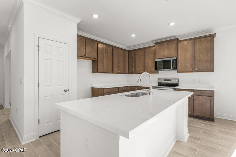 Lake Merial - Residential