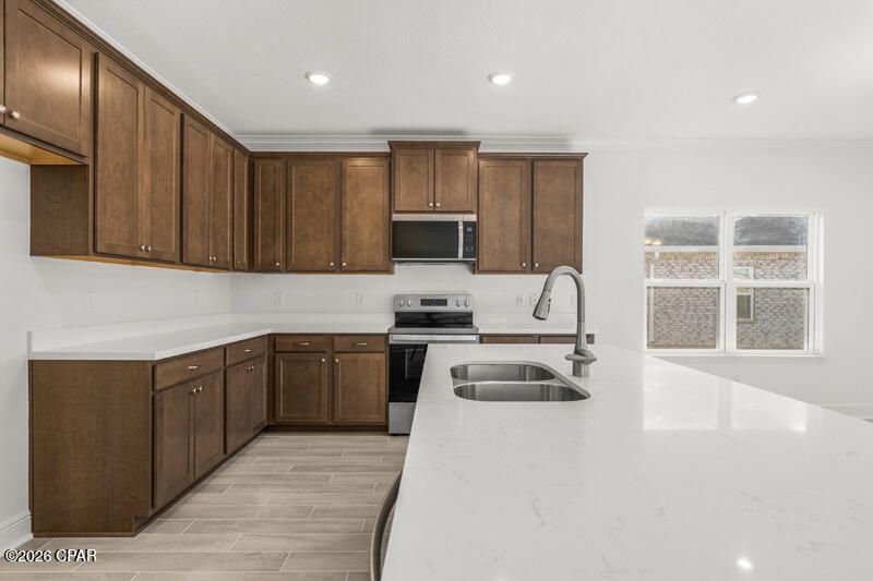 Lake Merial - Residential