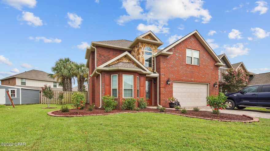 Stop your search and tour this spacious, entertainers dream! The Island Kitchen Bar overseeing the living room kicks off the open indoor/outdoor concept. Open up the French doors and walk into the outdoor patio area which sports an inground pool and outdoor kitchen/grill area. Perfect for entertaining friends or hosting kids parties.



Cedar Branch is located in the Cherokee Heights area and is fortunate enough to celebrate impressive school ratings for the zoned schools. 



This two-story brick home comes loaded with features appealing to all taste.