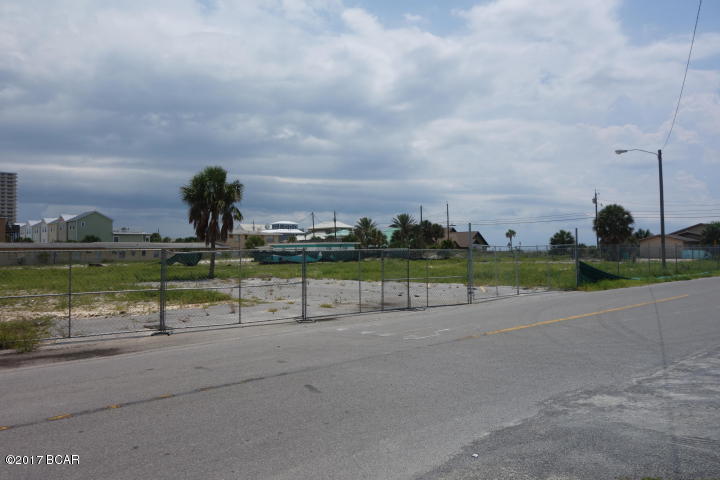 Gulf Lagoon Beach - Land