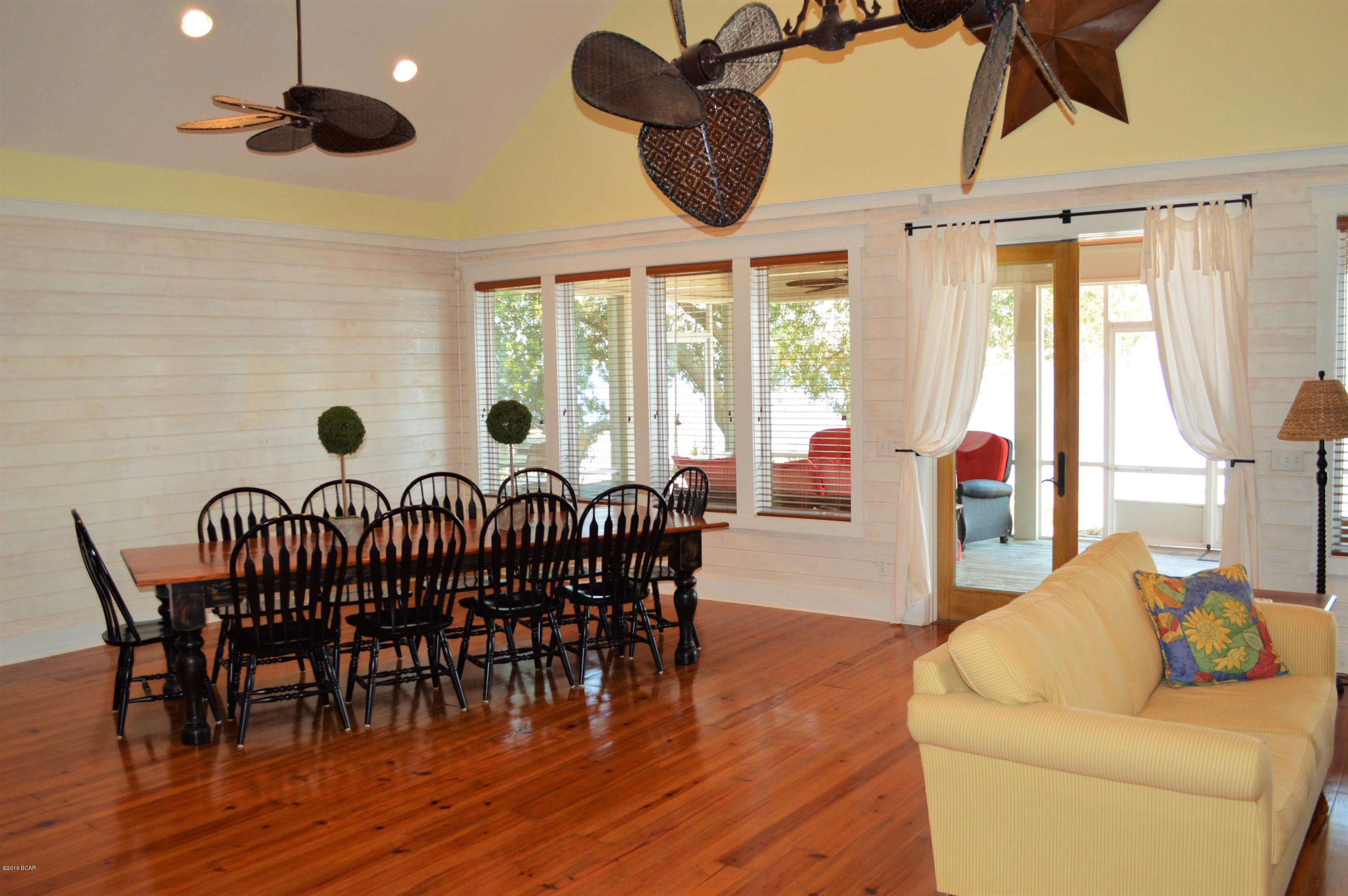 Dolphin Bay - Residential