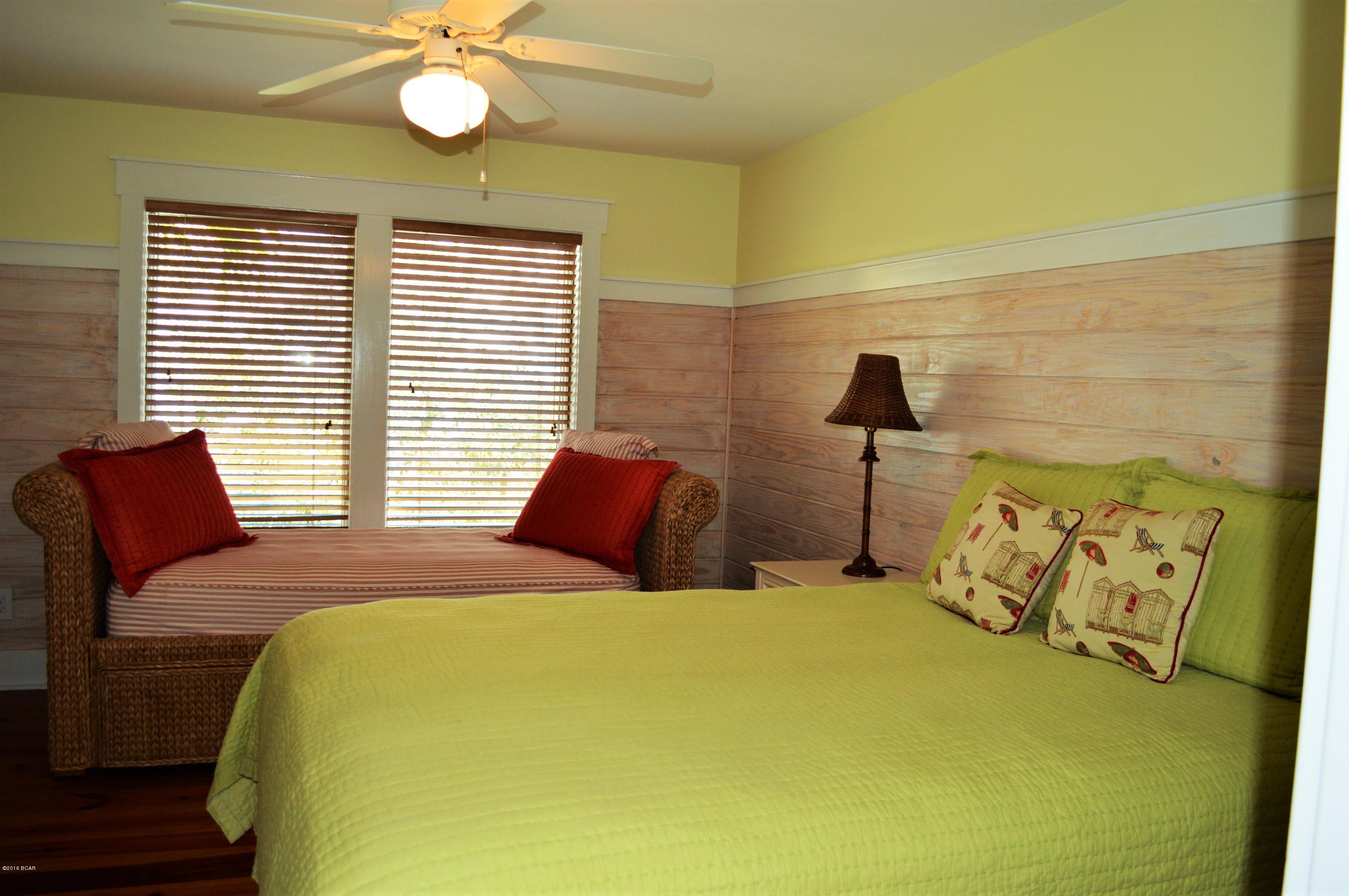 Dolphin Bay - Residential