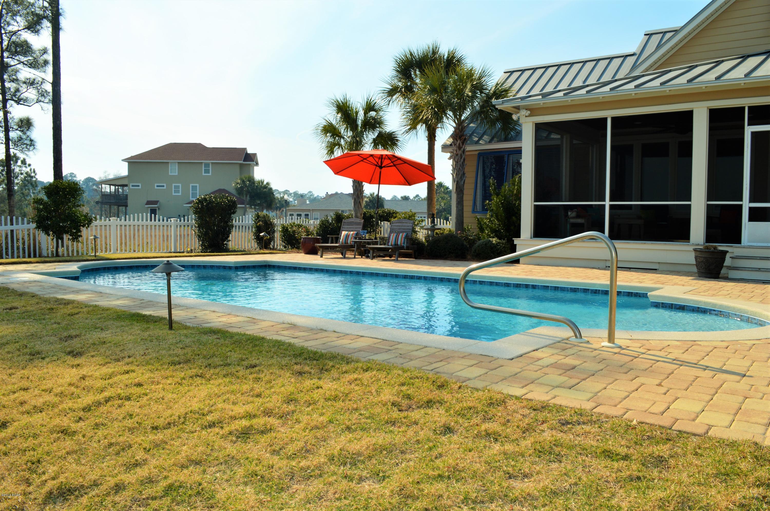 Dolphin Bay - Residential