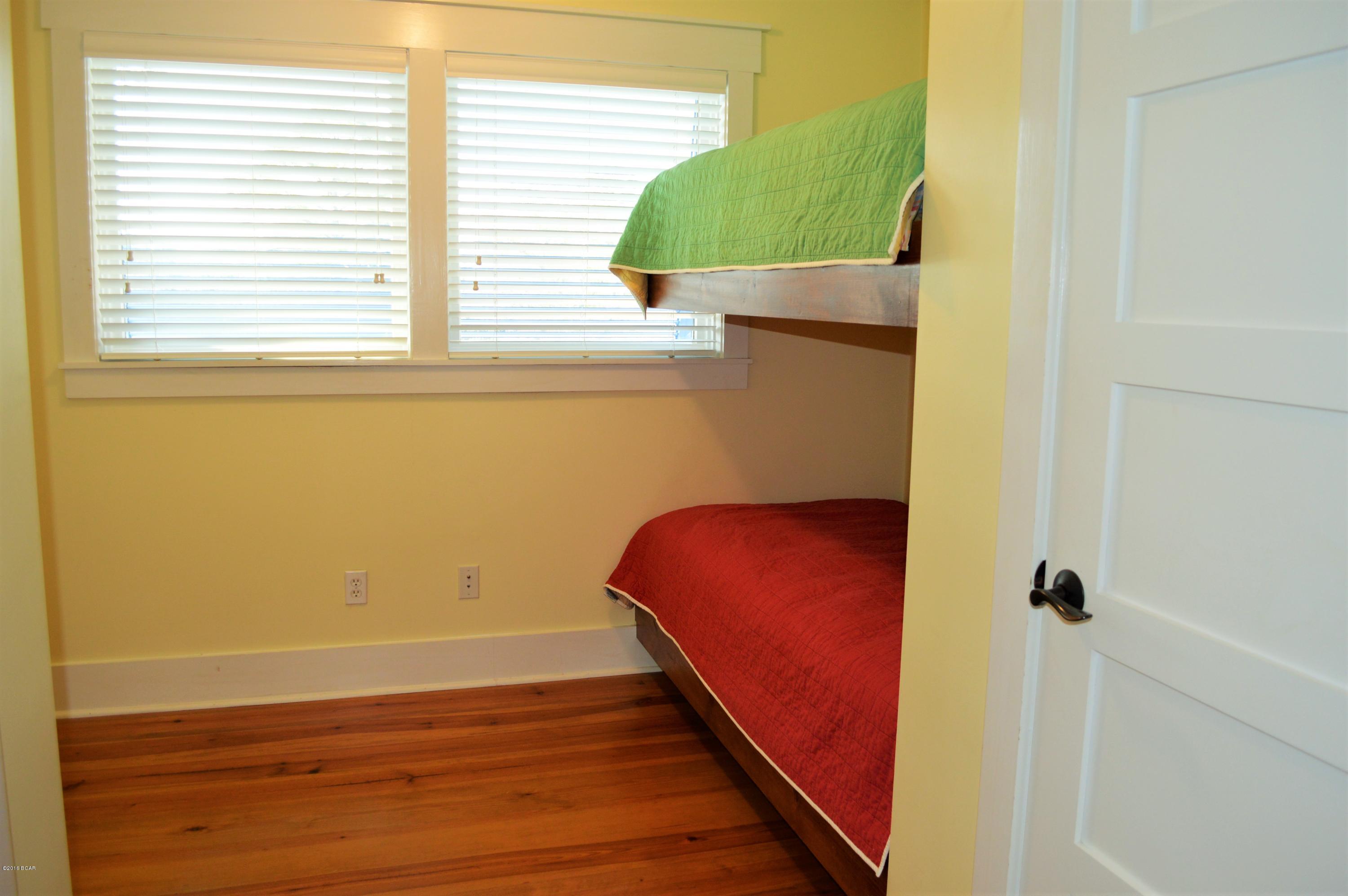 Dolphin Bay - Residential