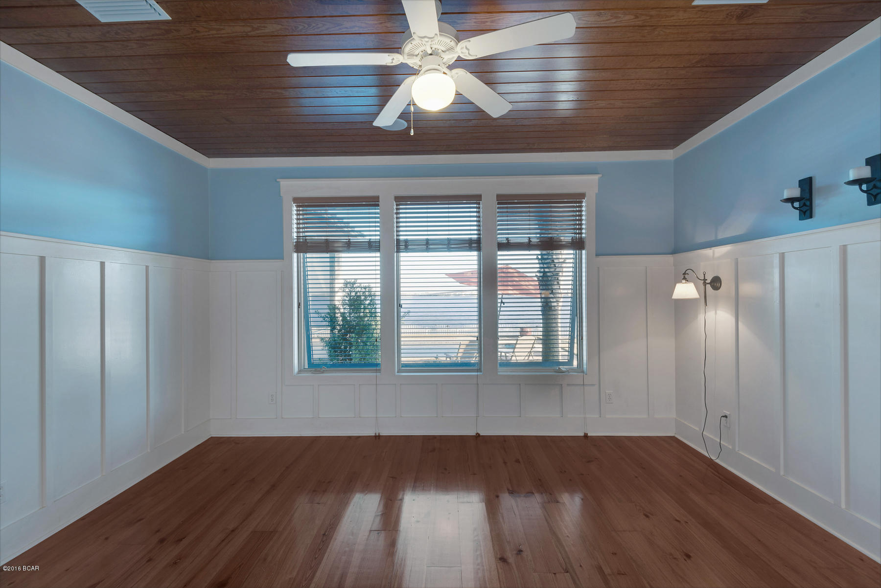 Dolphin Bay - Residential