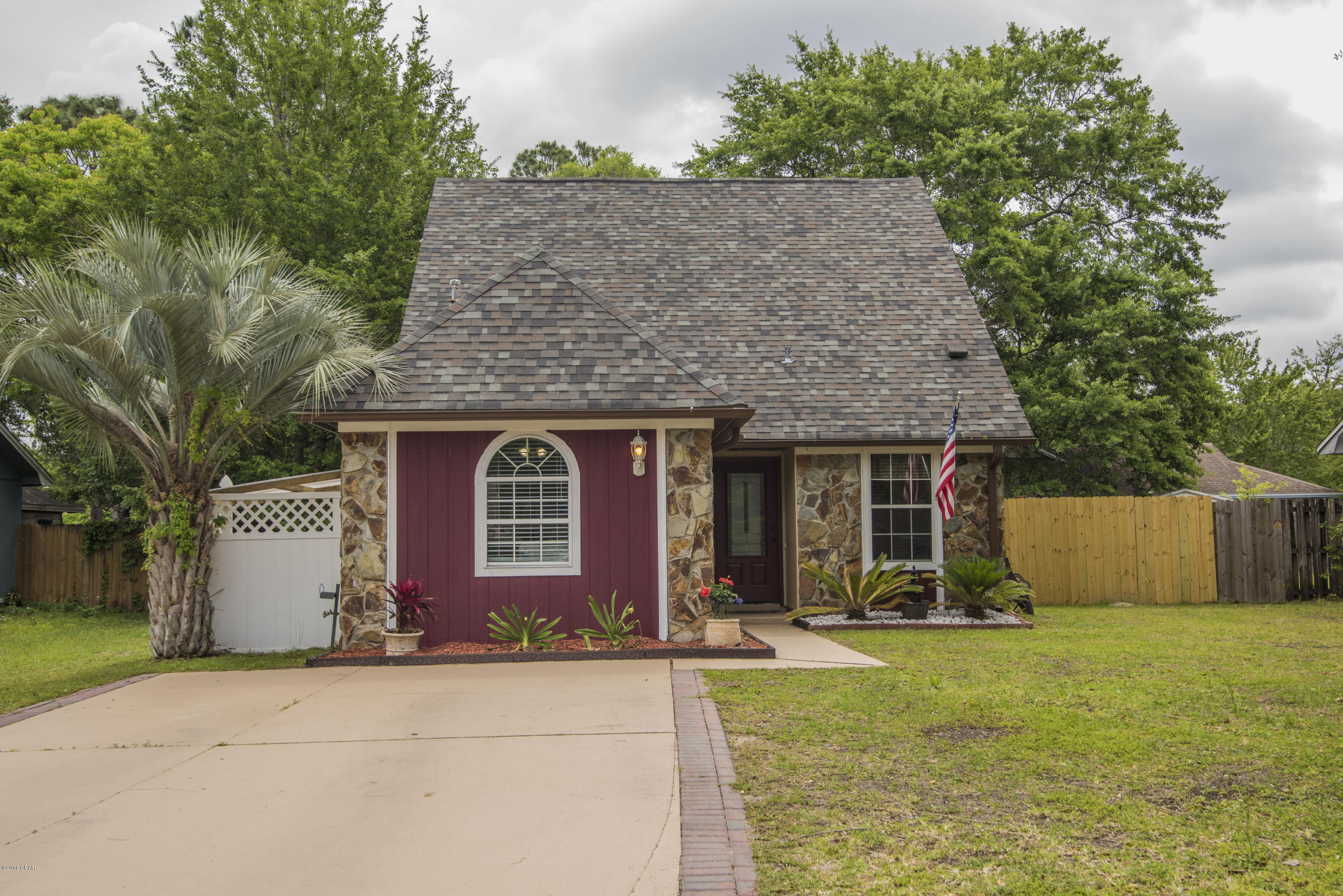 Fmw's Del Add To Lynn Haven - Residential