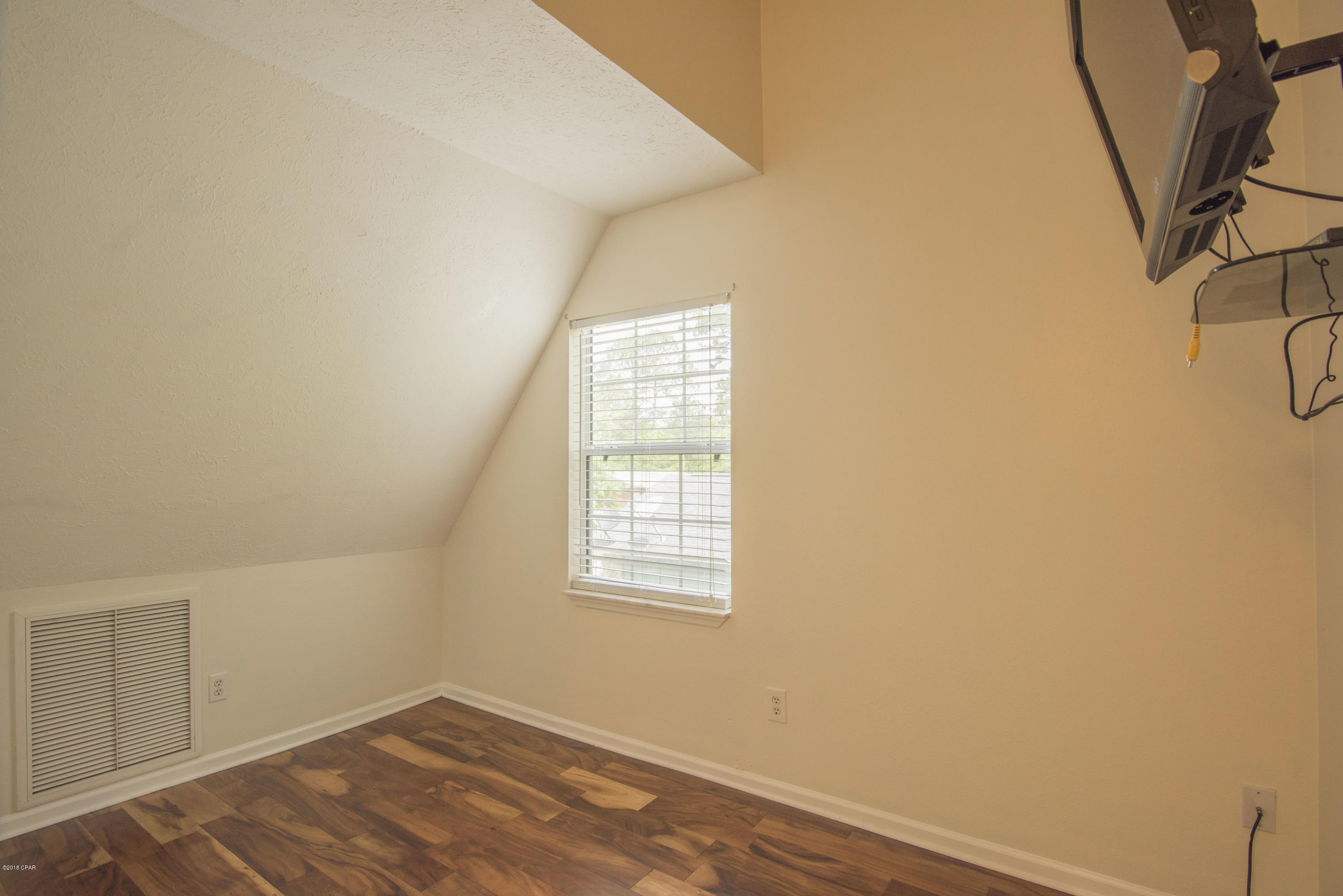 Fmw's Del Add To Lynn Haven - Residential