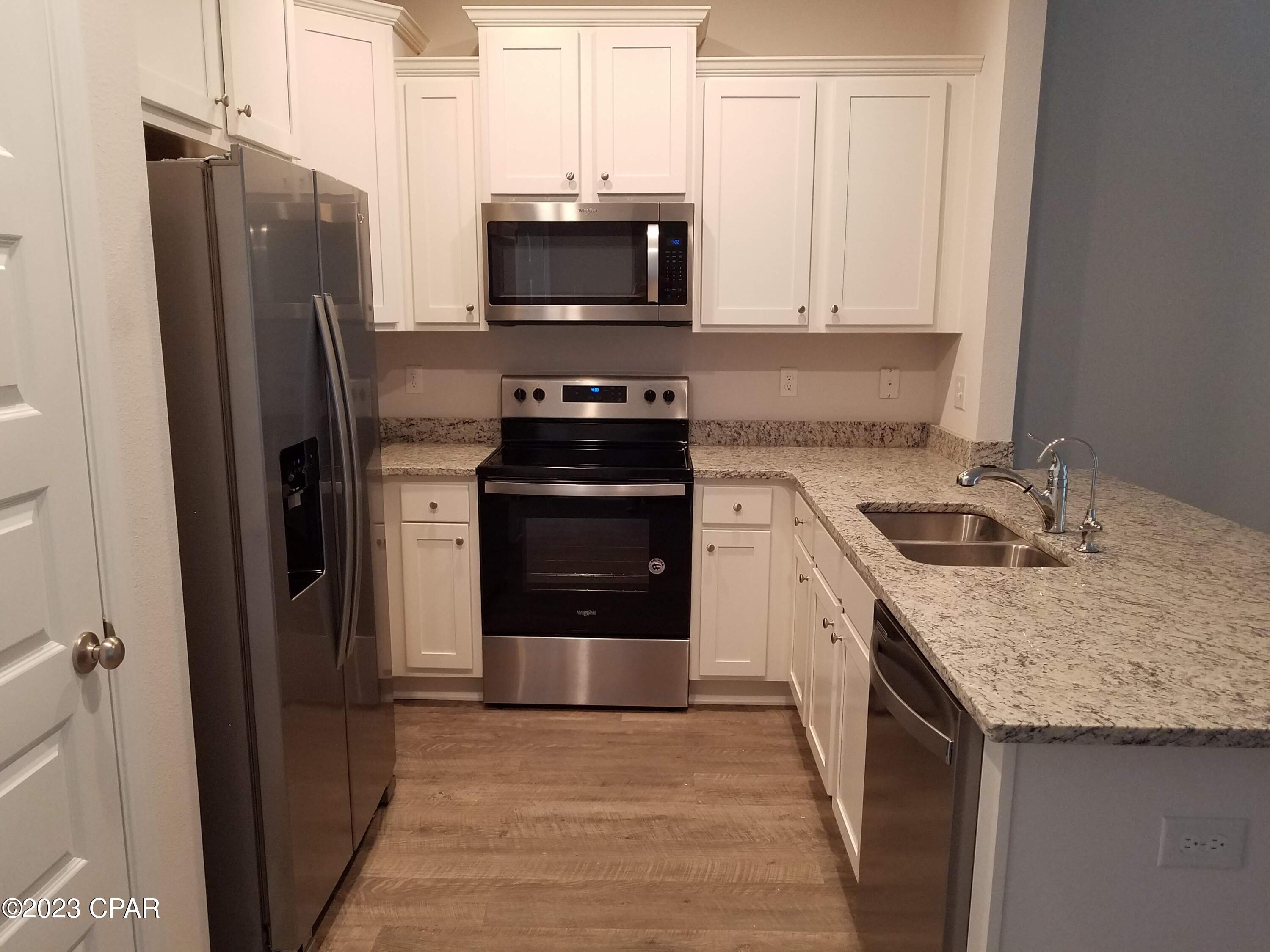 [No Recorded Subdiv] - Residential Lease