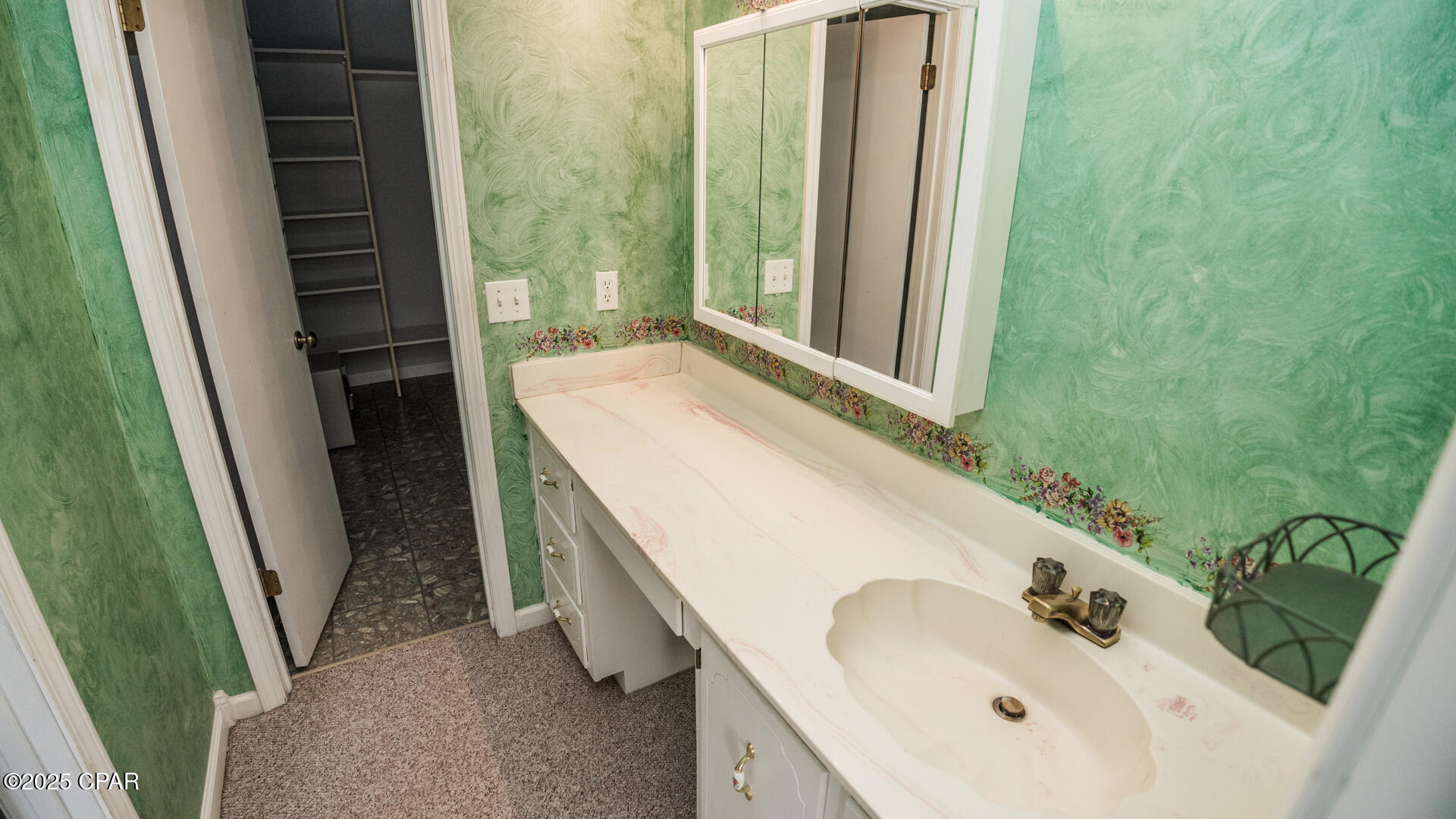 Panama City, Florida 32405, United States, 3 Bedrooms Bedrooms, ,3 BathroomsBathrooms,Residential,Active,161697