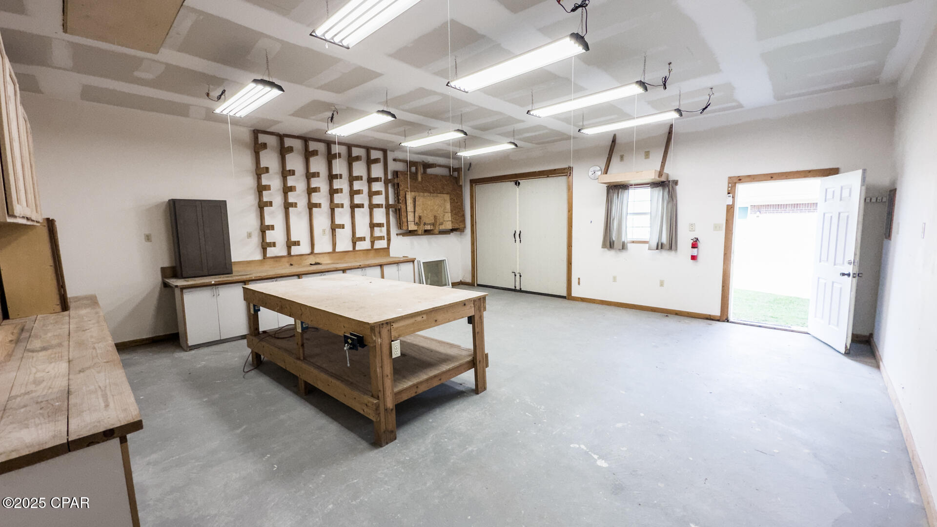 Panama City, Florida 32405, United States, 3 Bedrooms Bedrooms, ,3 BathroomsBathrooms,Residential,Active,161697