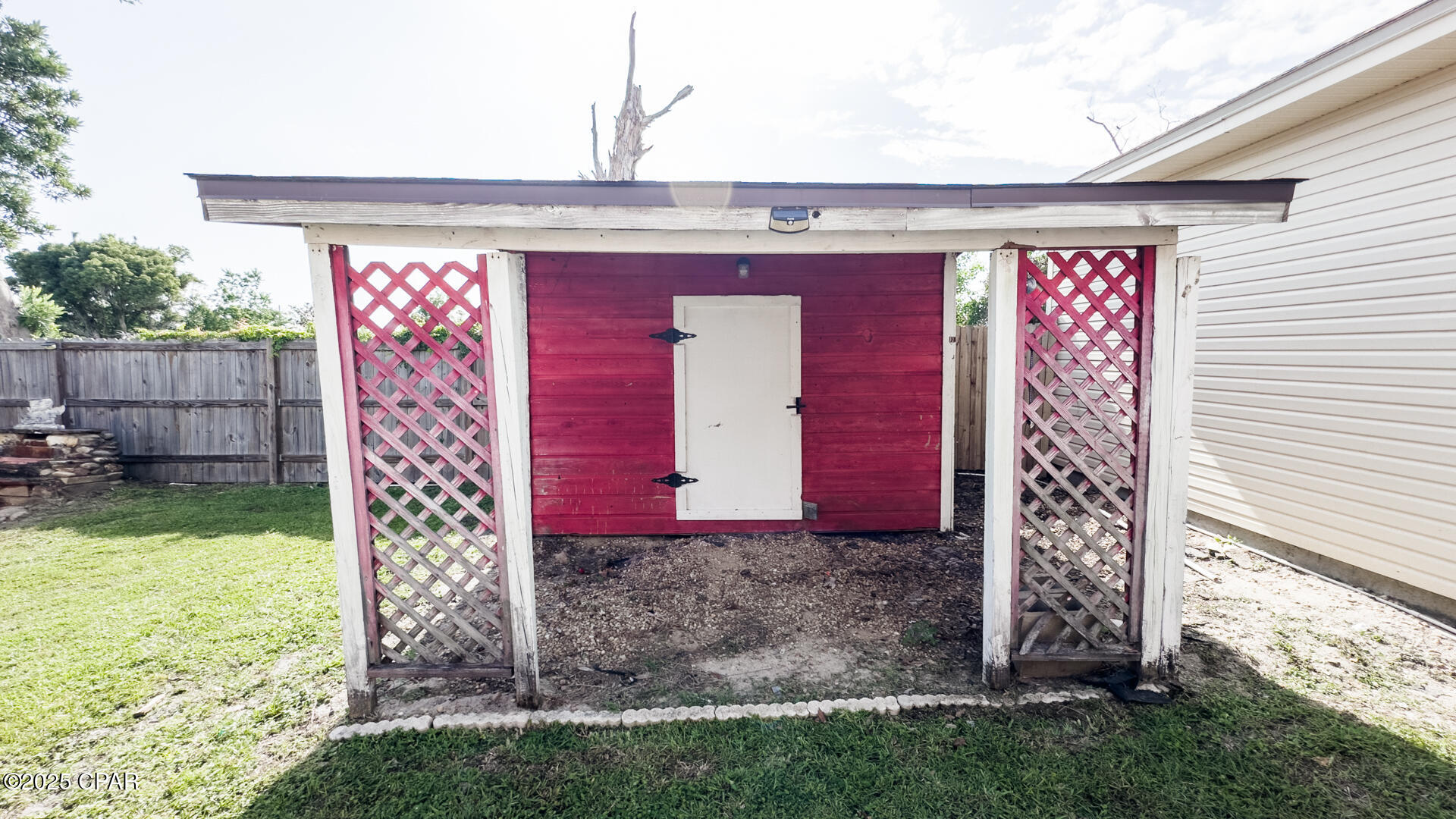 Panama City, Florida 32405, United States, 3 Bedrooms Bedrooms, ,3 BathroomsBathrooms,Residential,Active,161697