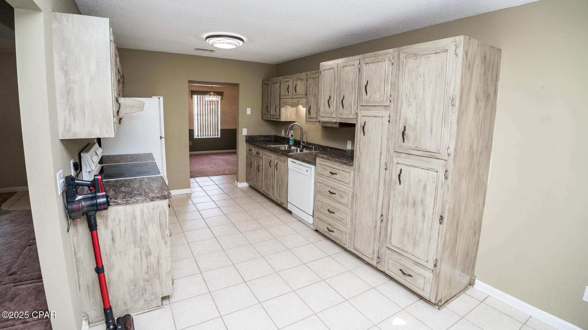 Panama City, Florida 32405, United States, 3 Bedrooms Bedrooms, ,3 BathroomsBathrooms,Residential,Active,161697