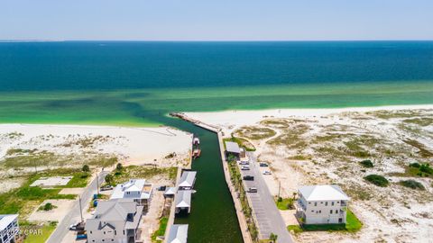 A home in Mexico Beach