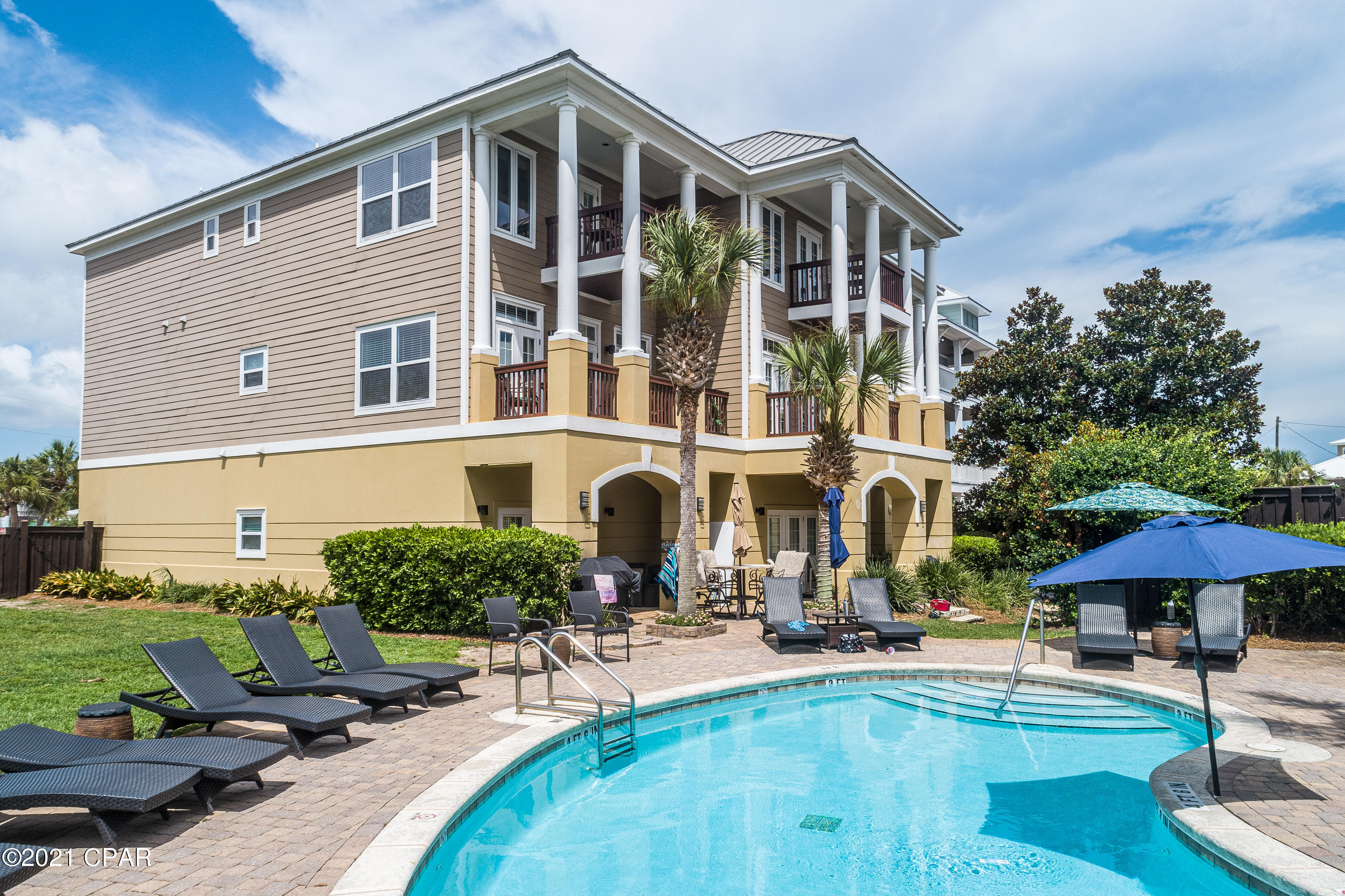 Kiska Beach - Residential