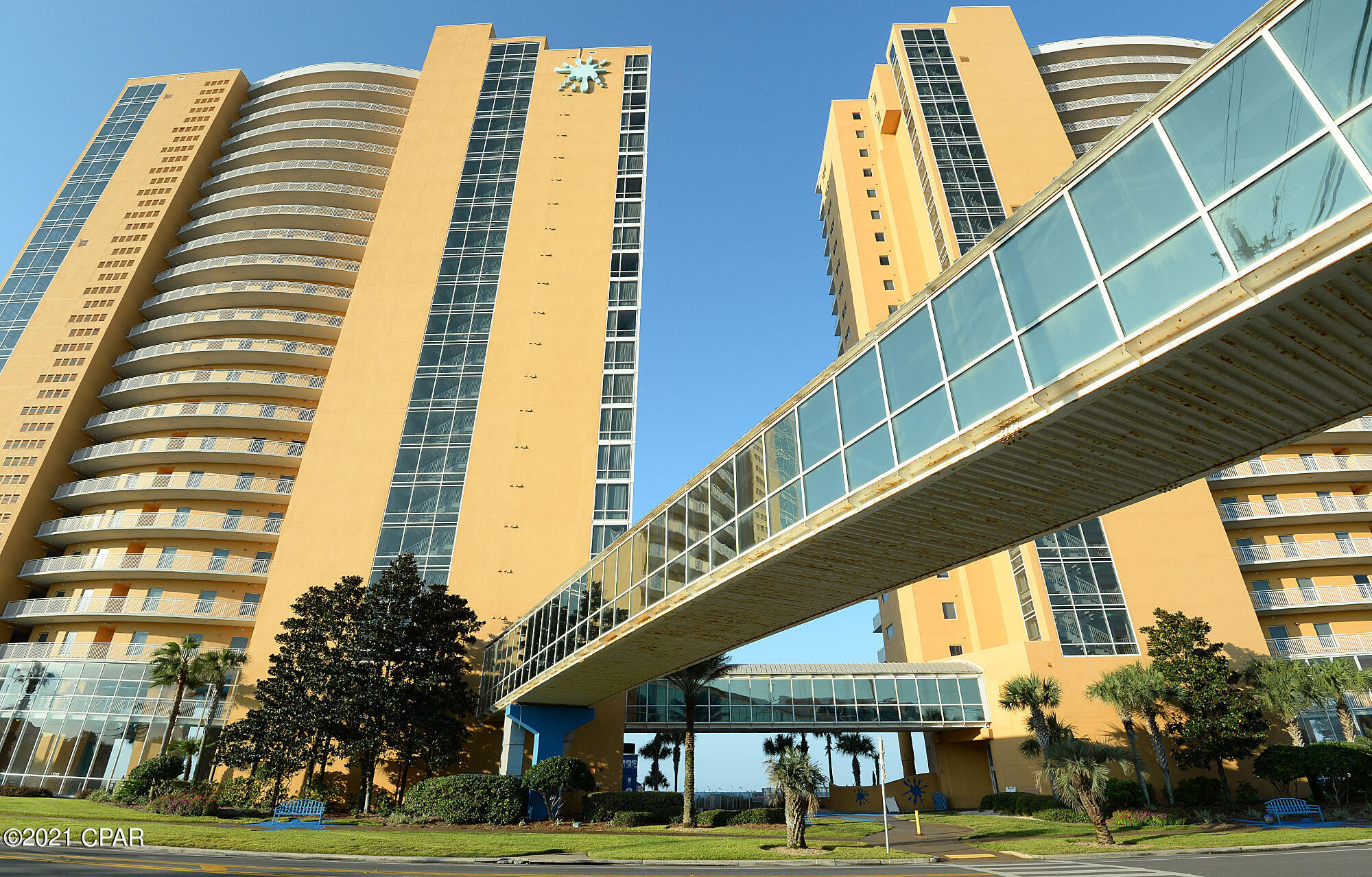 Splash Condo - Residential