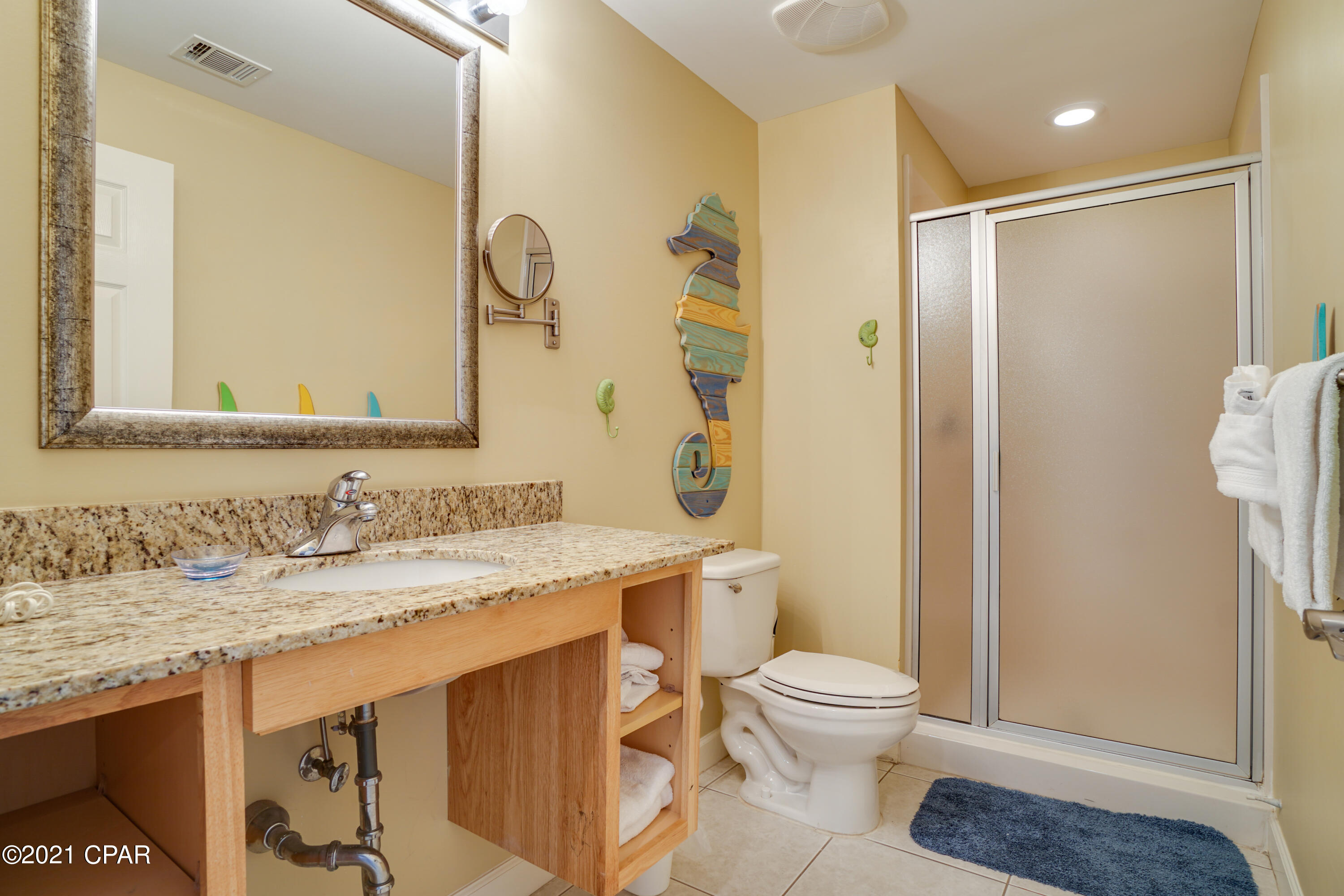 Splash Condo - Residential