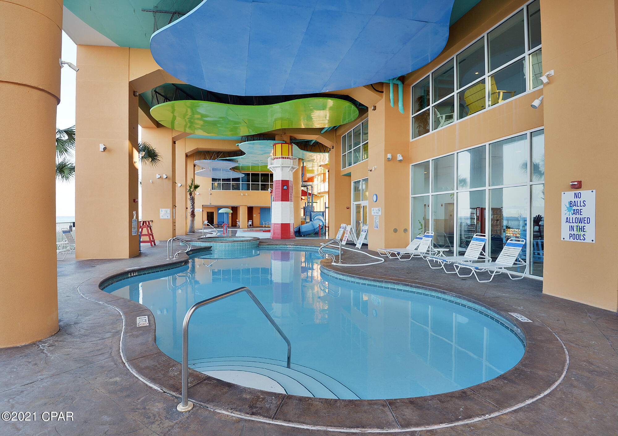 Splash Condo - Residential