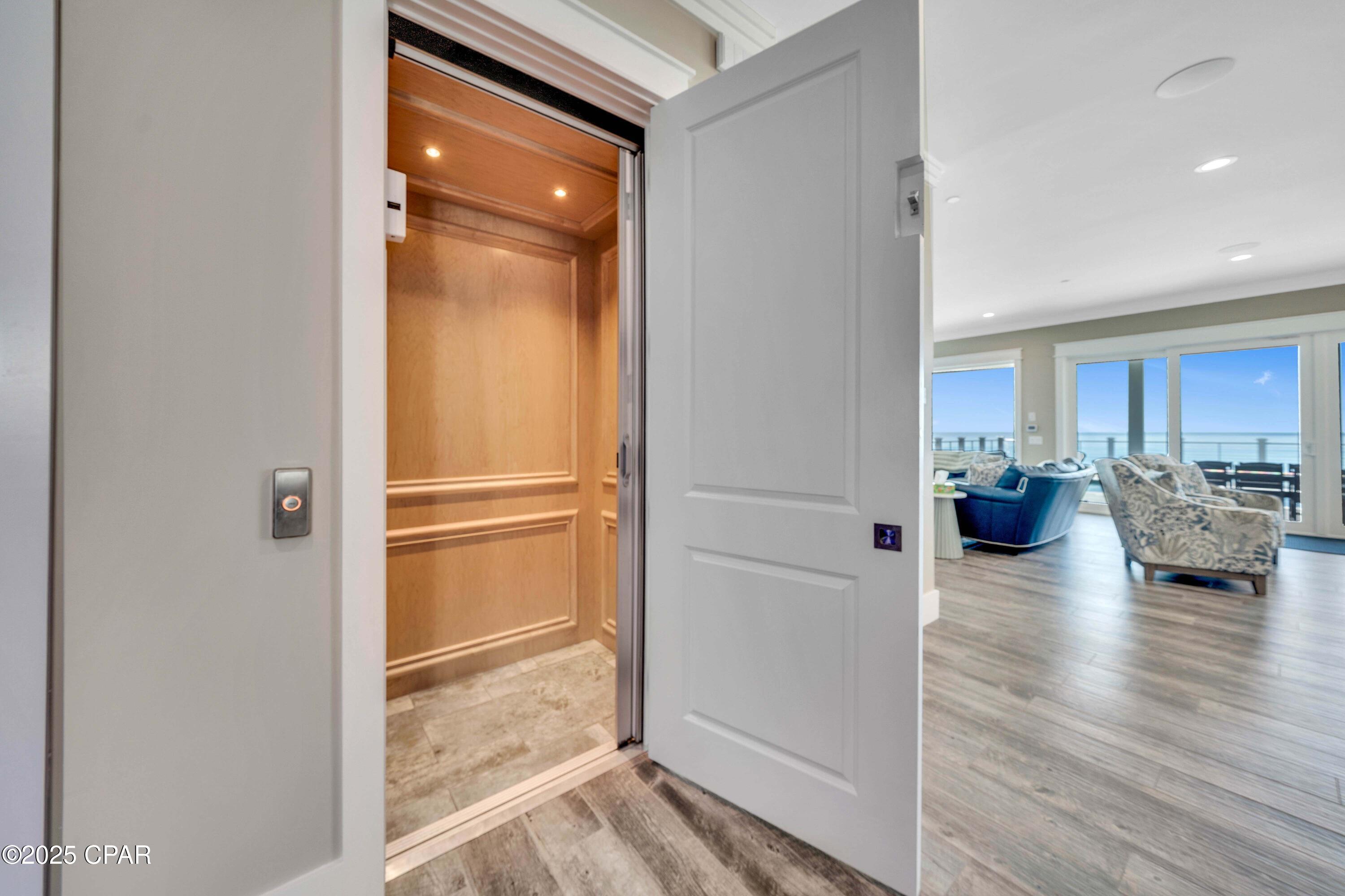 Bahama Beach - Residential